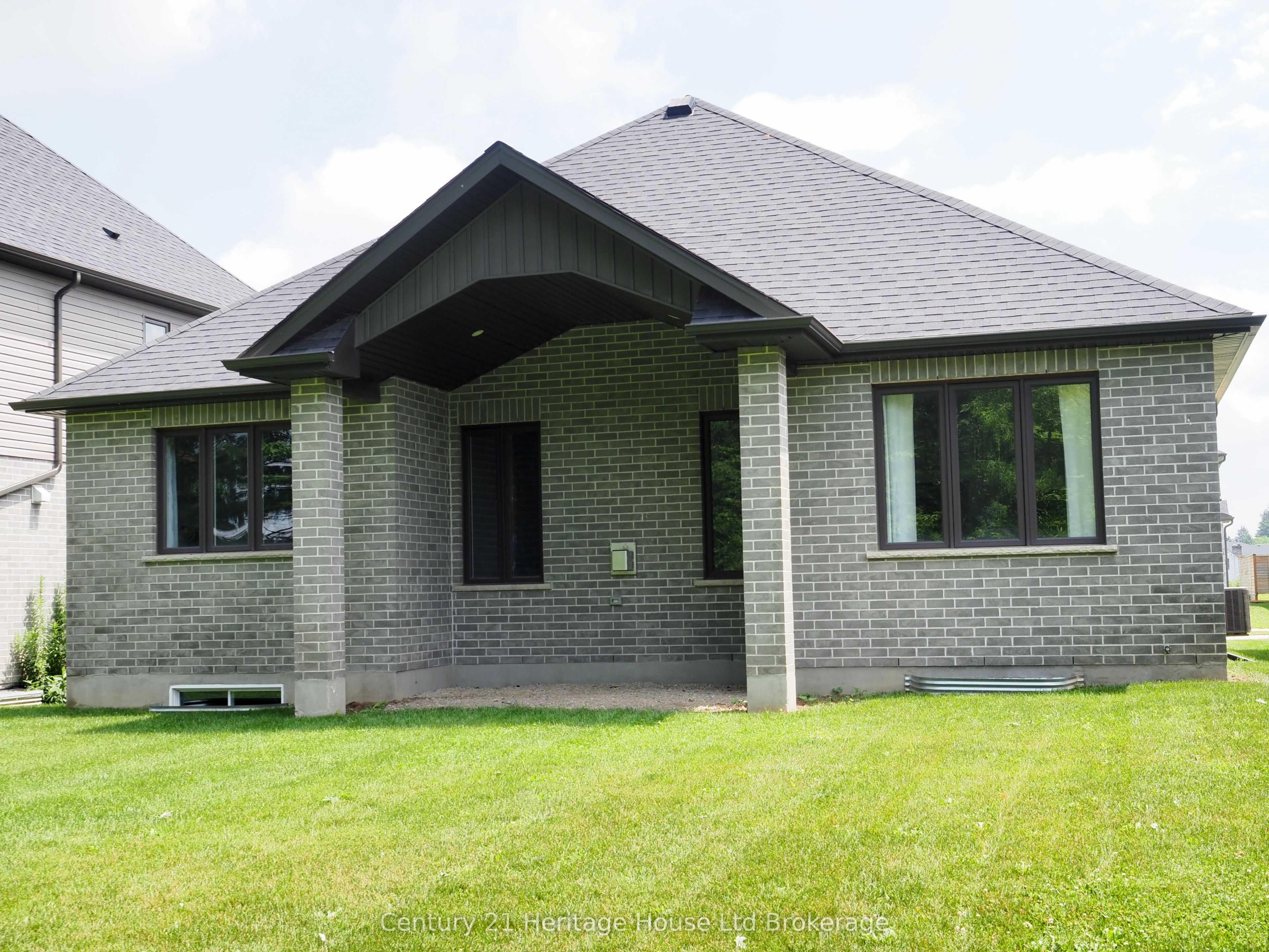114 Beech Boulevard Property Photo 28