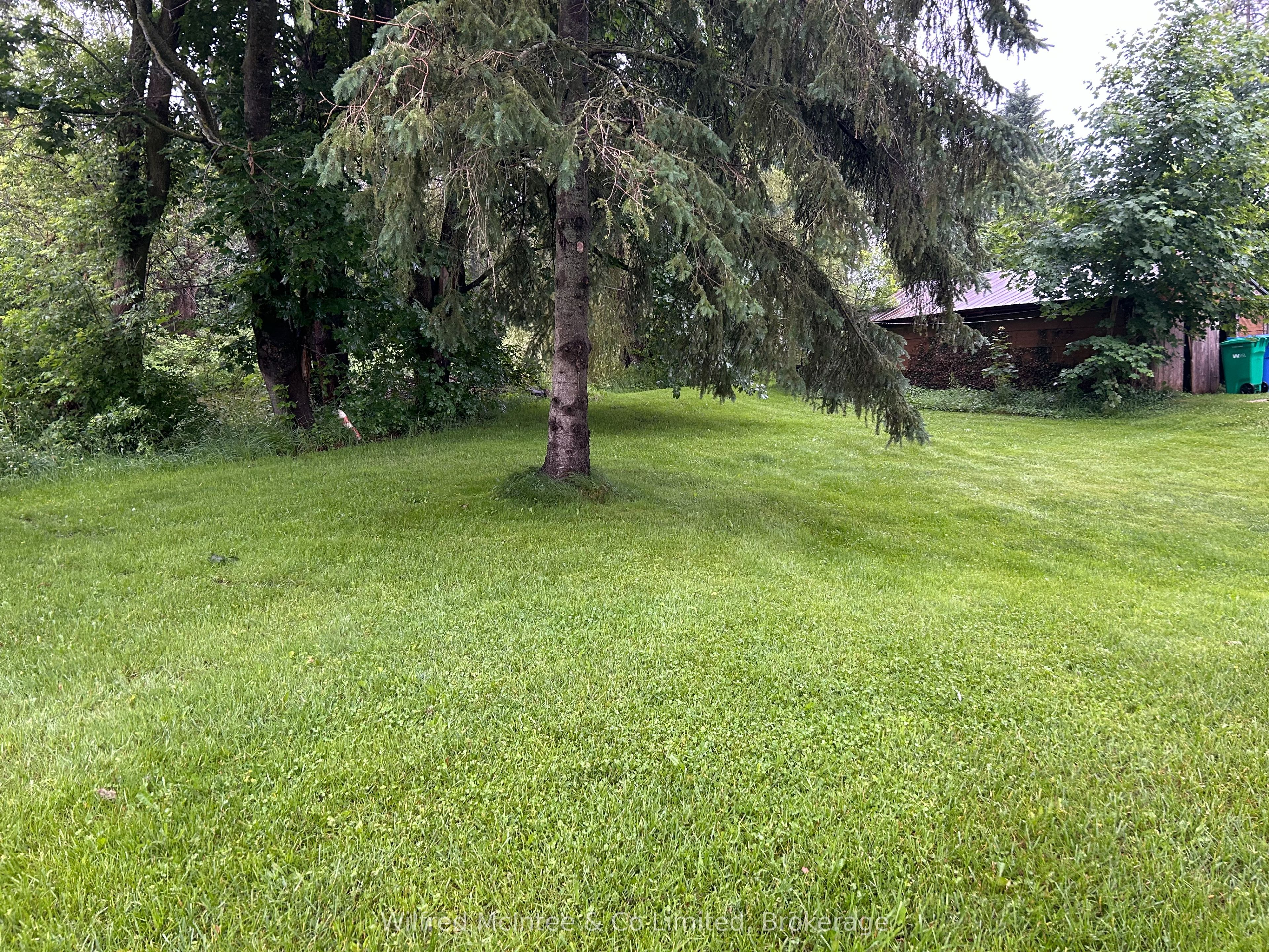 401866 Grey 4 Road Property Photo 8