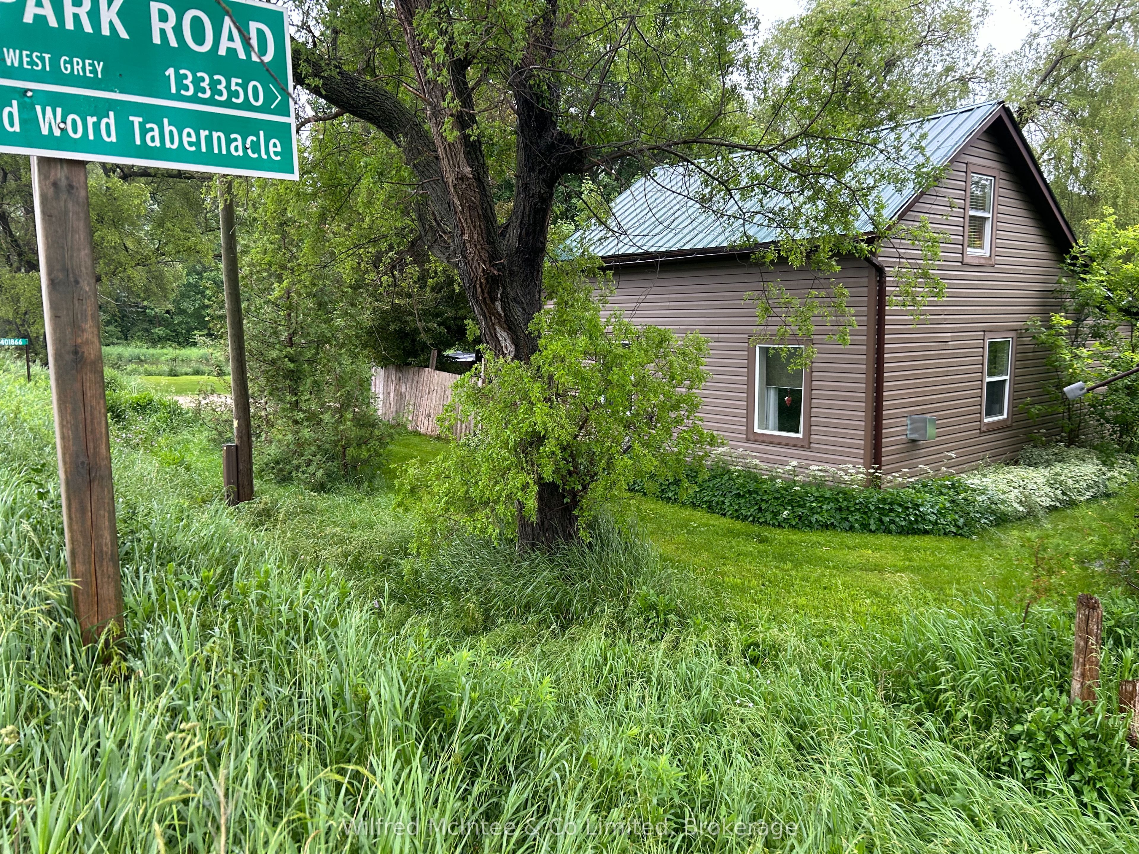401866 Grey 4 Road Property Photo 9