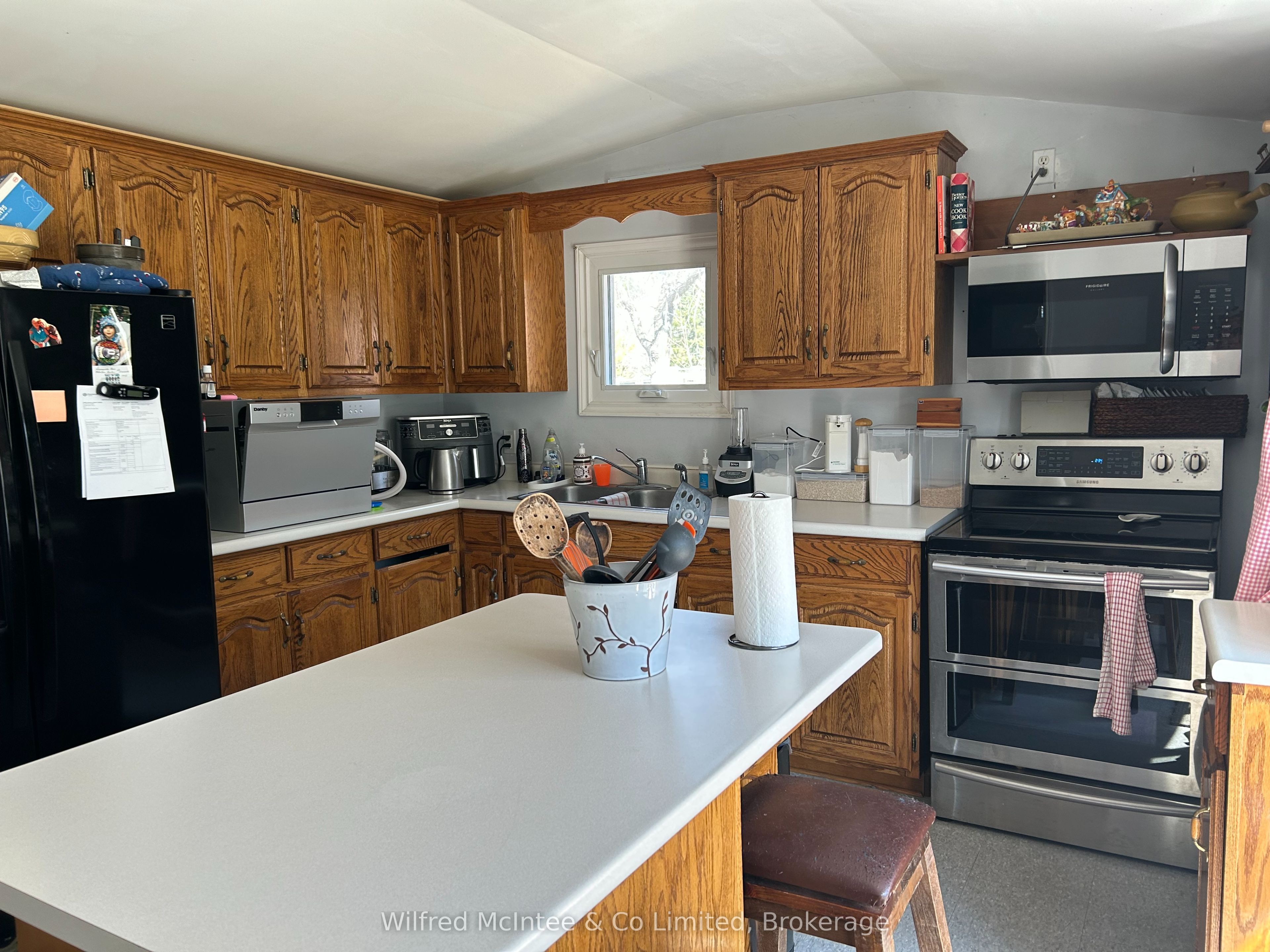 401866 Grey 4 Road Property Photo 10