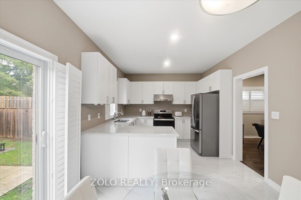 52 Claxton Crescent Property Photo 4