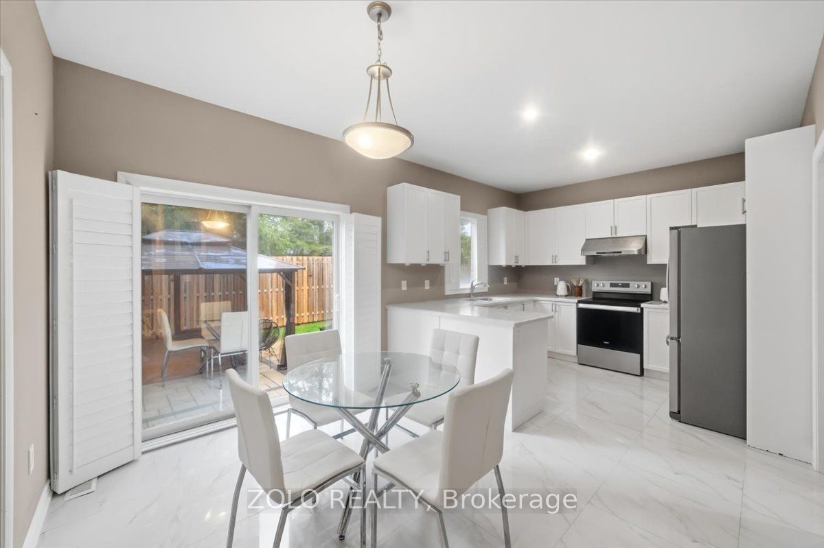 52 Claxton Crescent Property Photo 5