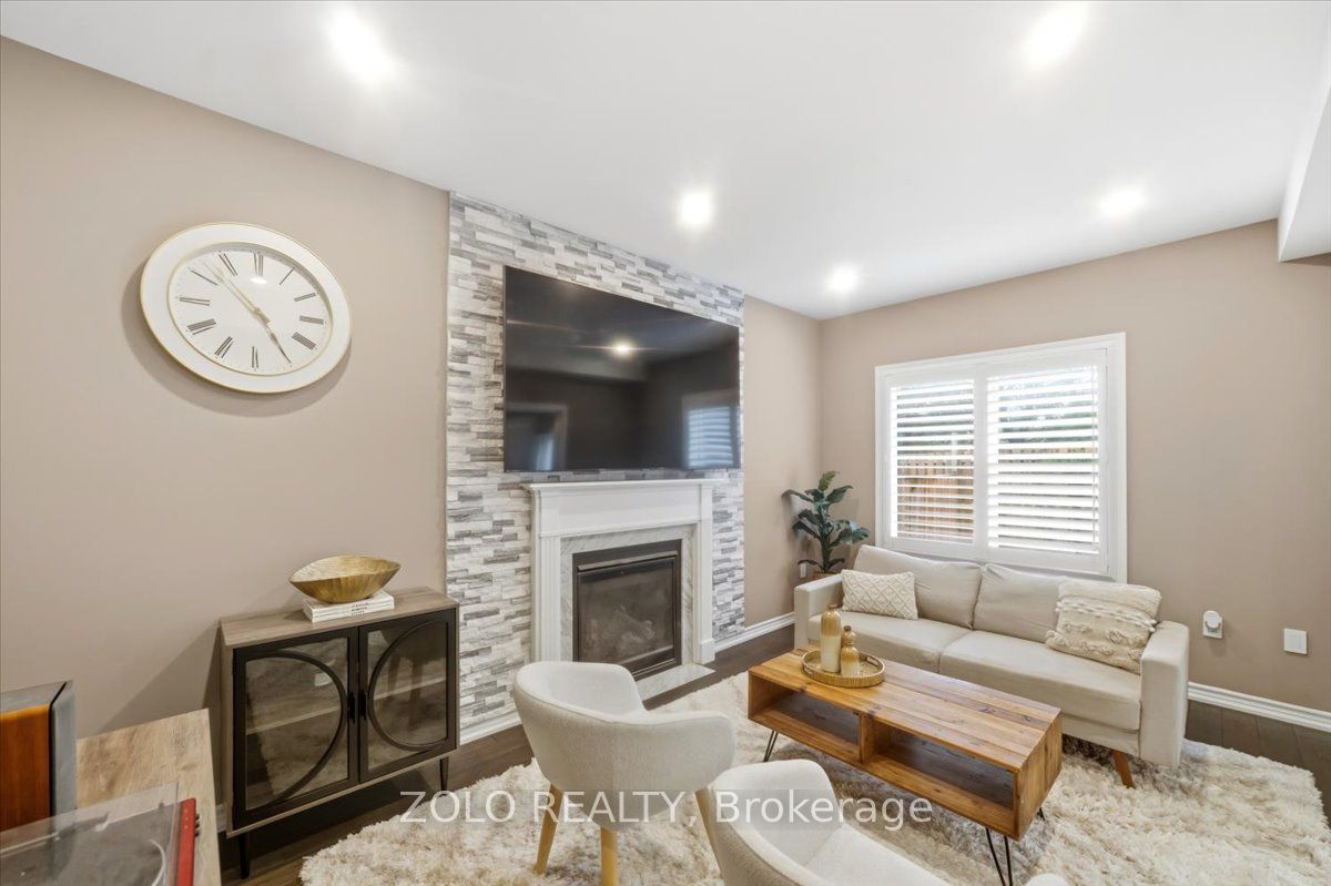 52 Claxton Crescent Property Photo 9