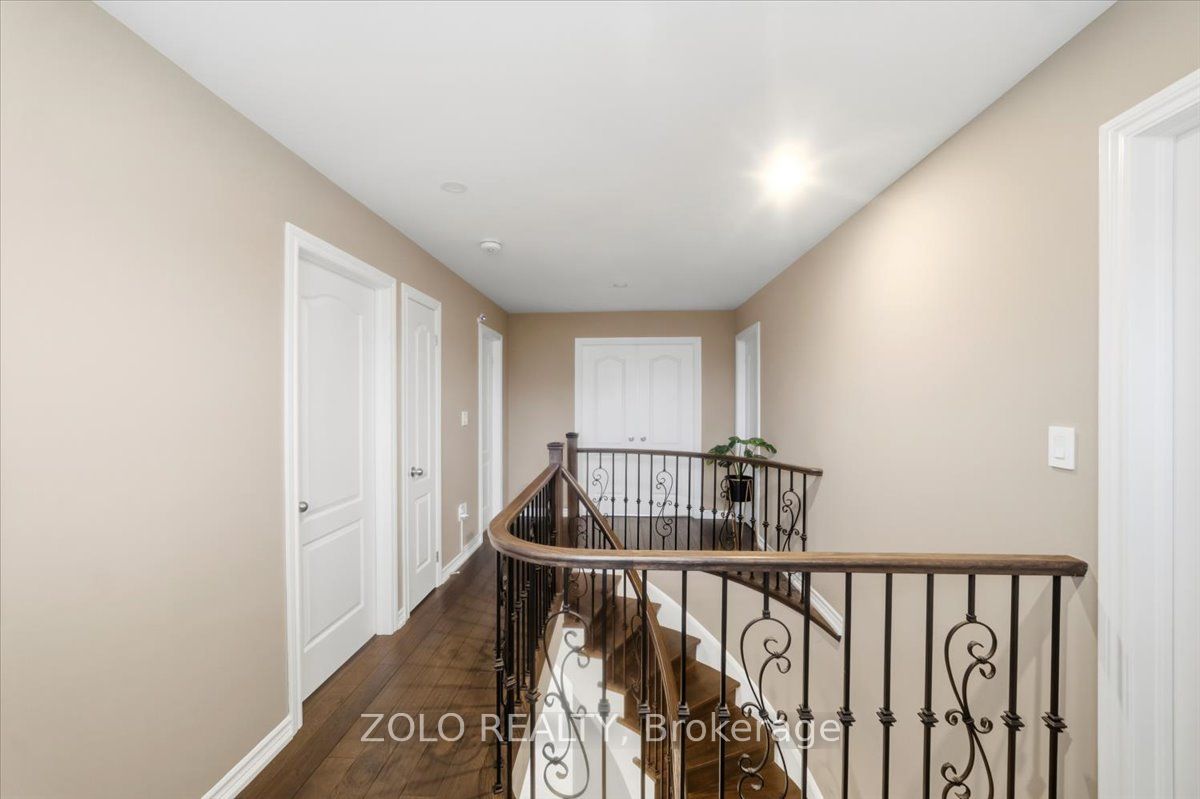52 Claxton Crescent Property Photo 14