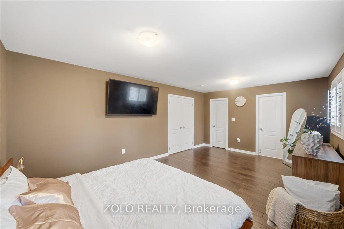 52 Claxton Crescent Property Photo 23