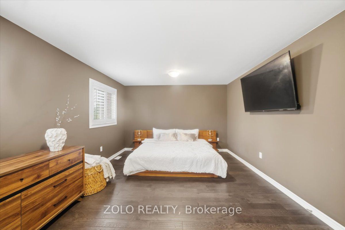 52 Claxton Crescent Property Photo 24