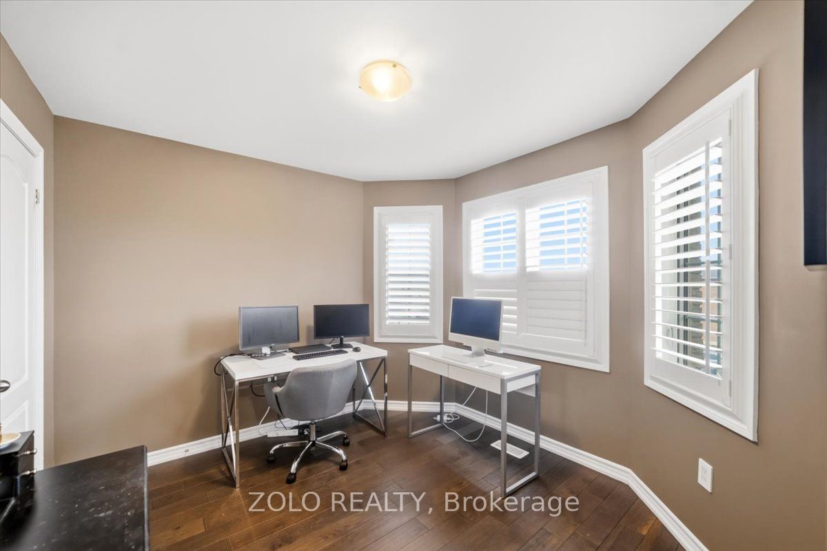 52 Claxton Crescent Property Photo 30