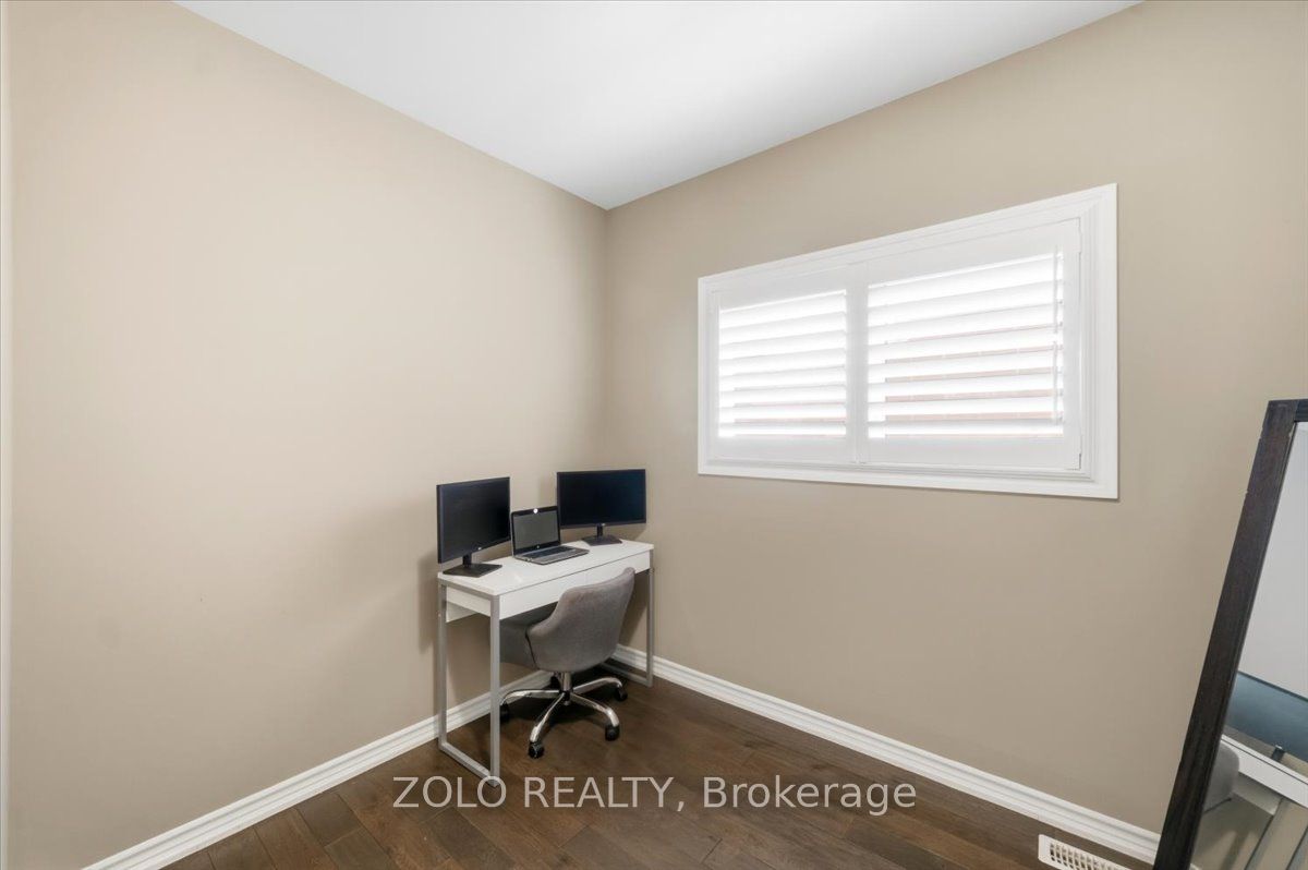 52 Claxton Crescent Property Photo 32