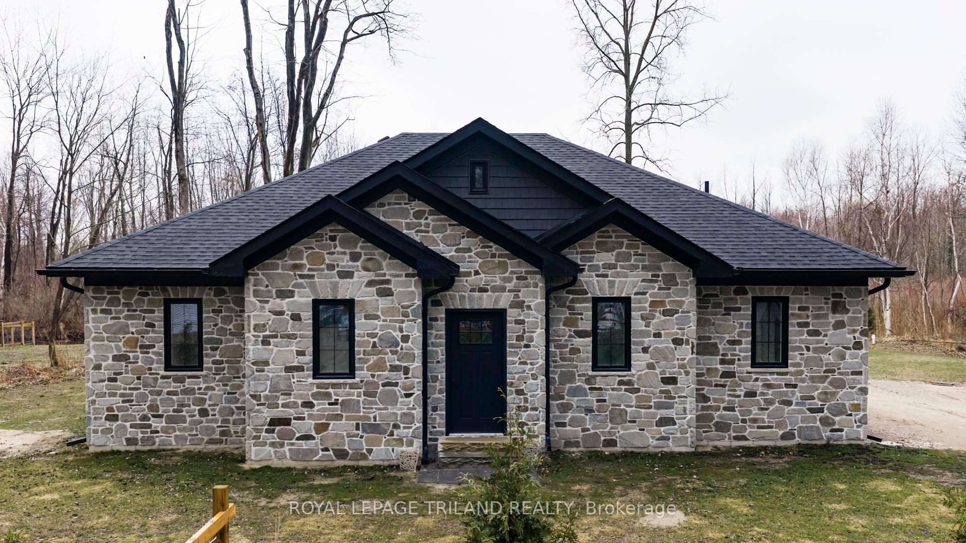 6043 Franks Road Property Photo 1