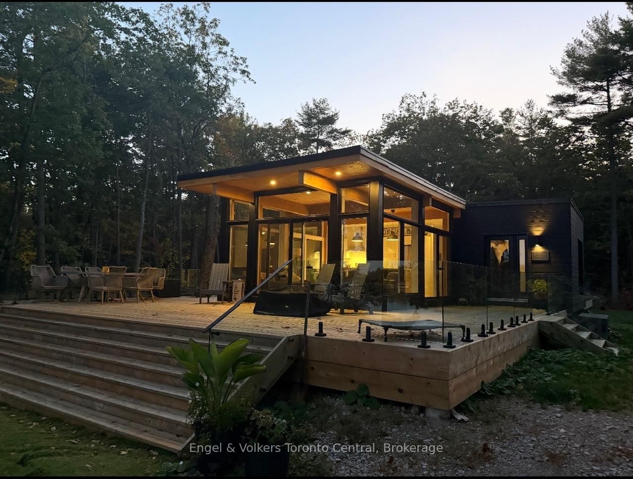 736 2190 Island Property Photo 1