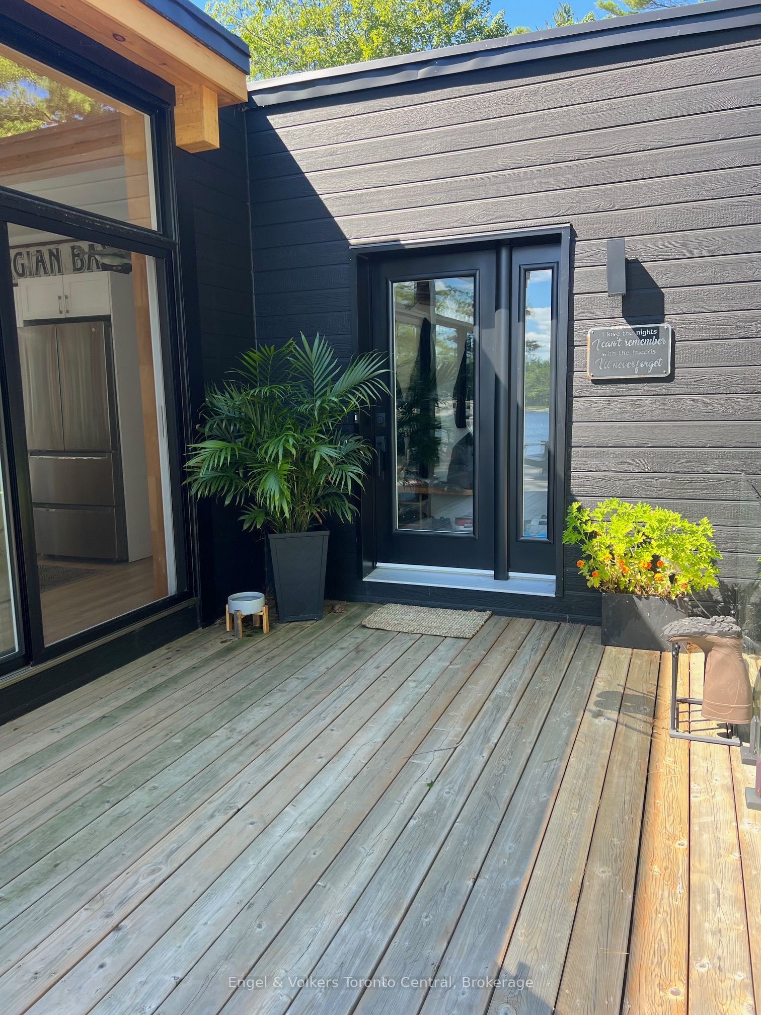736 2190 Island Property Photo 8