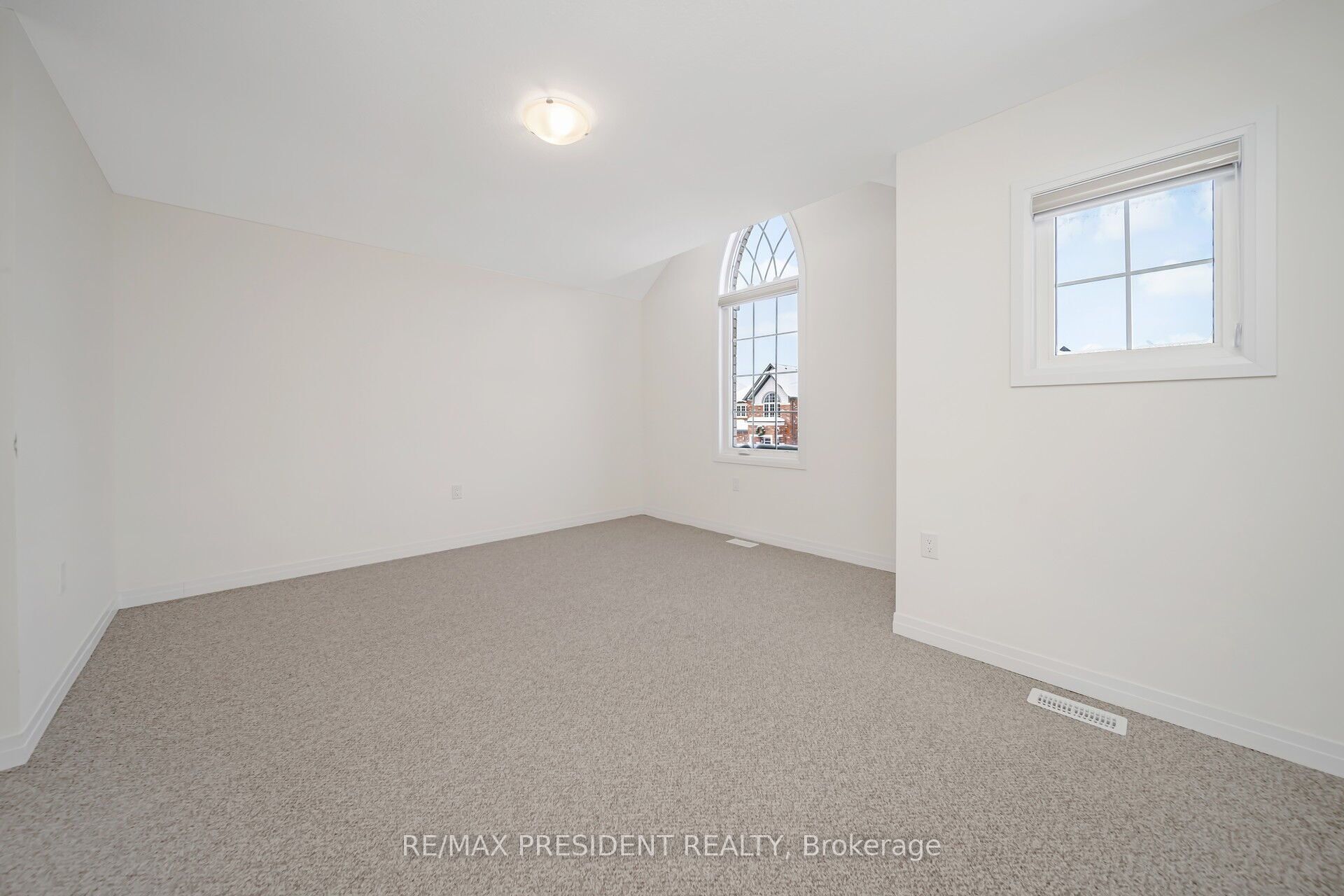 161 Dingman Street Property Photo 37