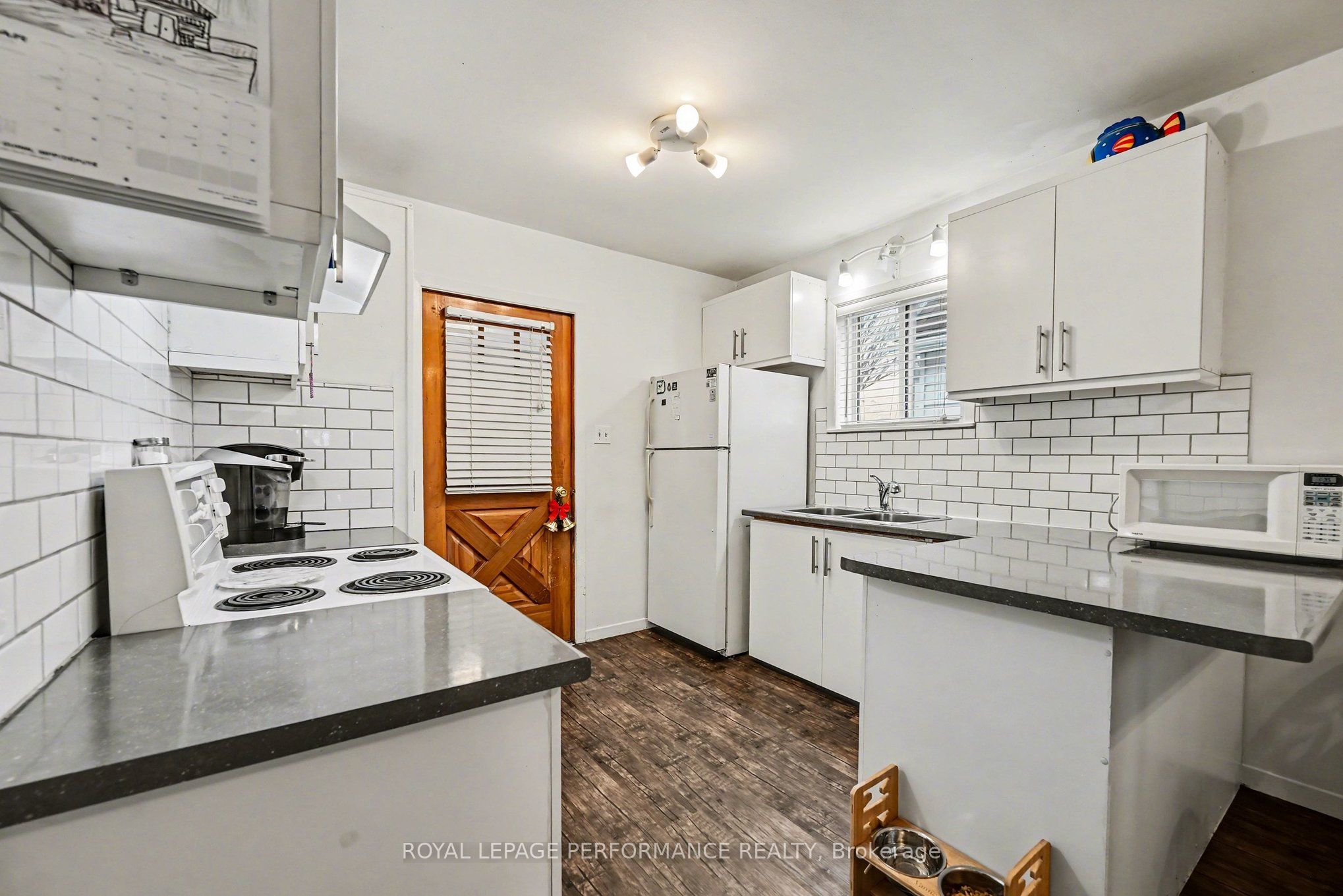 414 Gillespie Avenue Property Photo 4