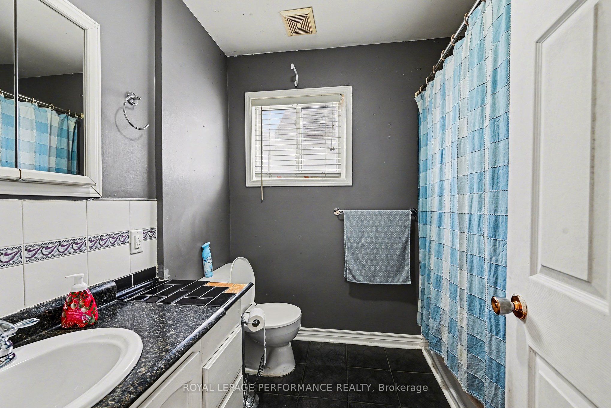 414 Gillespie Avenue Property Photo 20