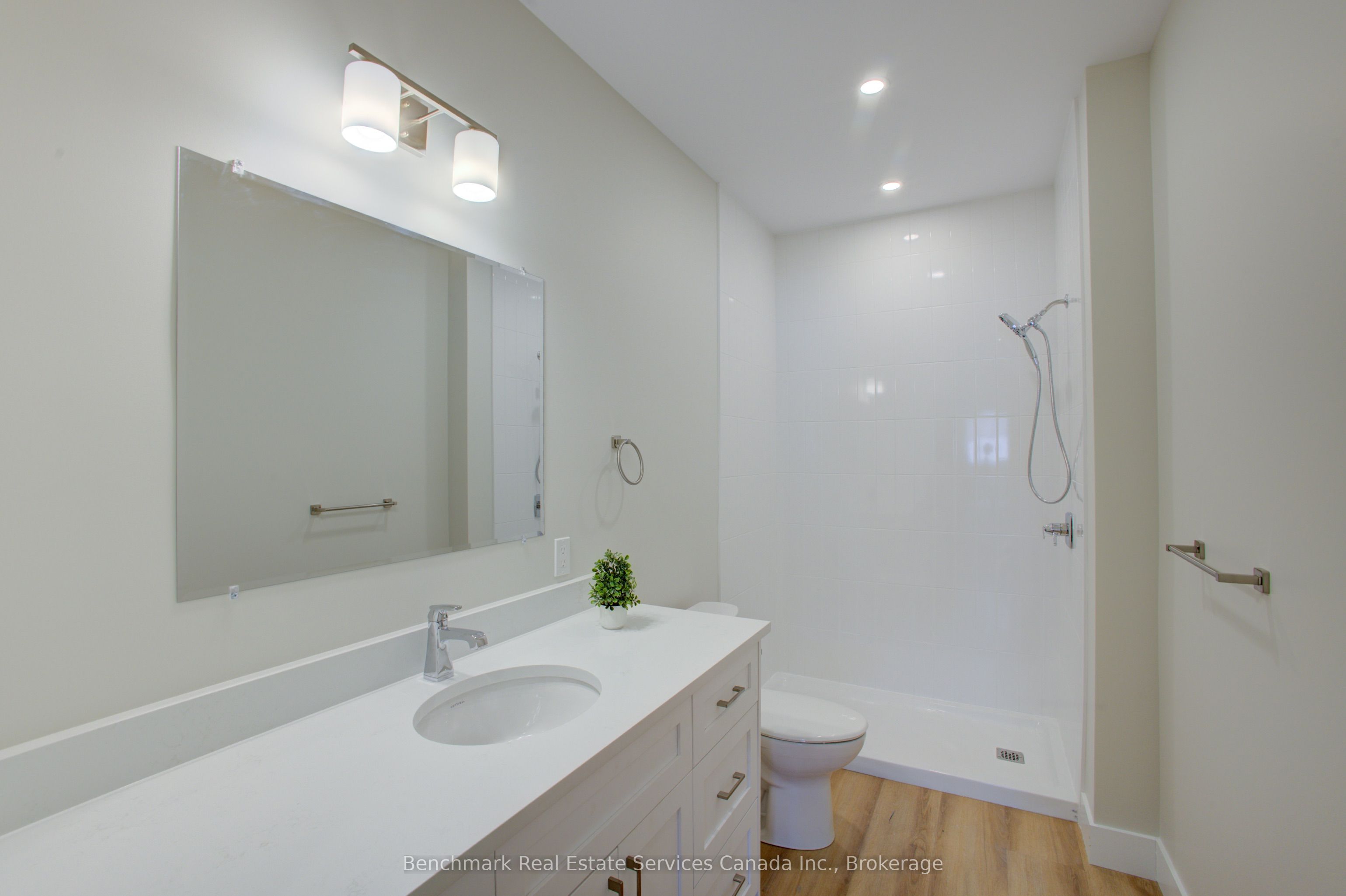 1182 Queen Street 54 Property Photo 12