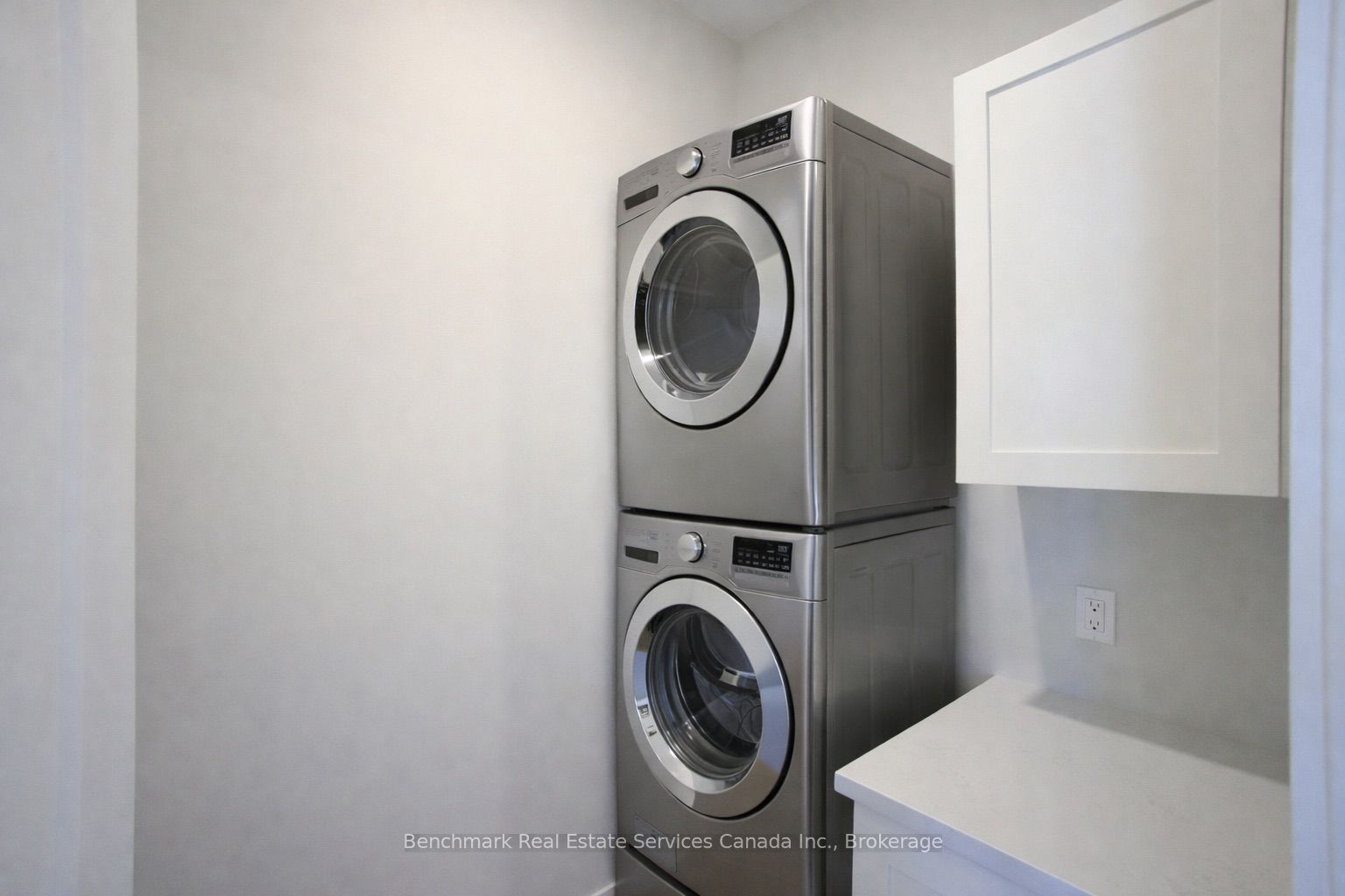 1182 Queen Street 54 Property Photo 13