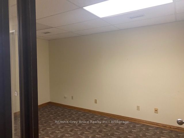 153 8th Street E Property Photo 5