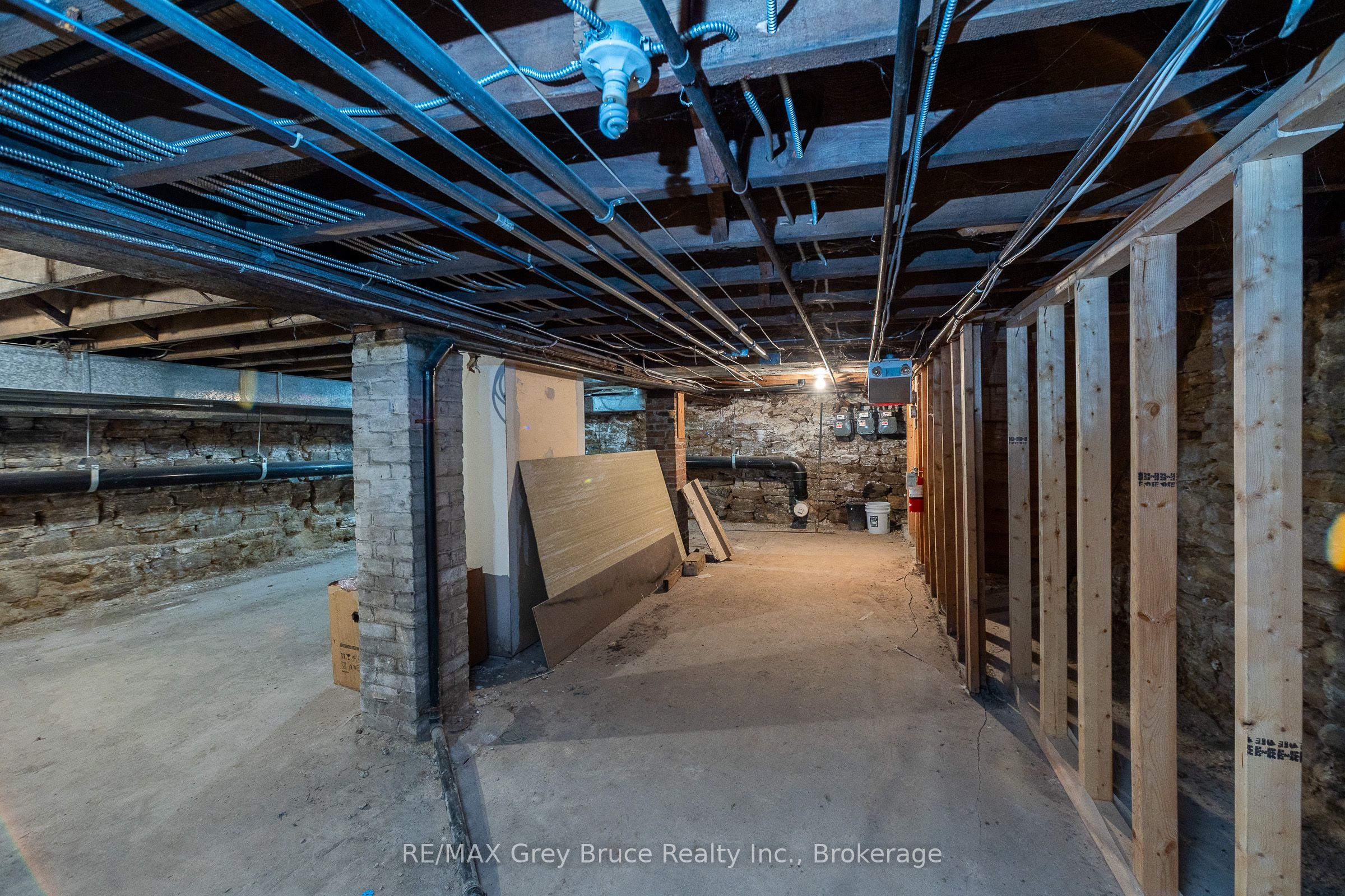 827 2nd Avenue E Property Photo 31