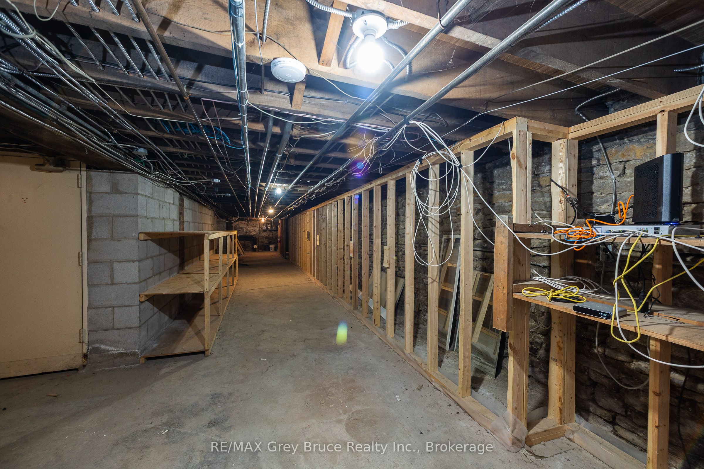 827 2nd Avenue E Property Photo 32