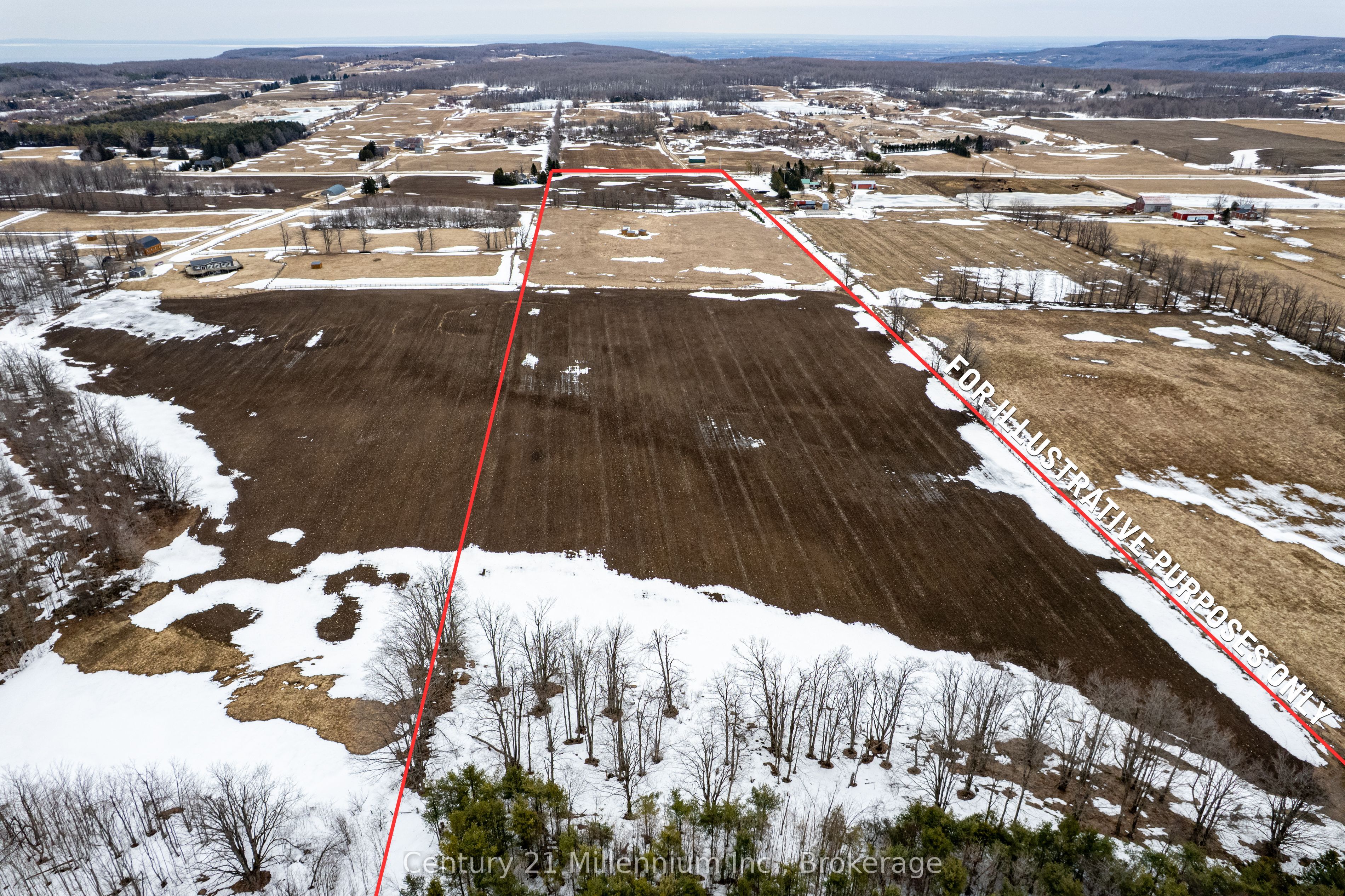 595298 4th Line Property Photo 2