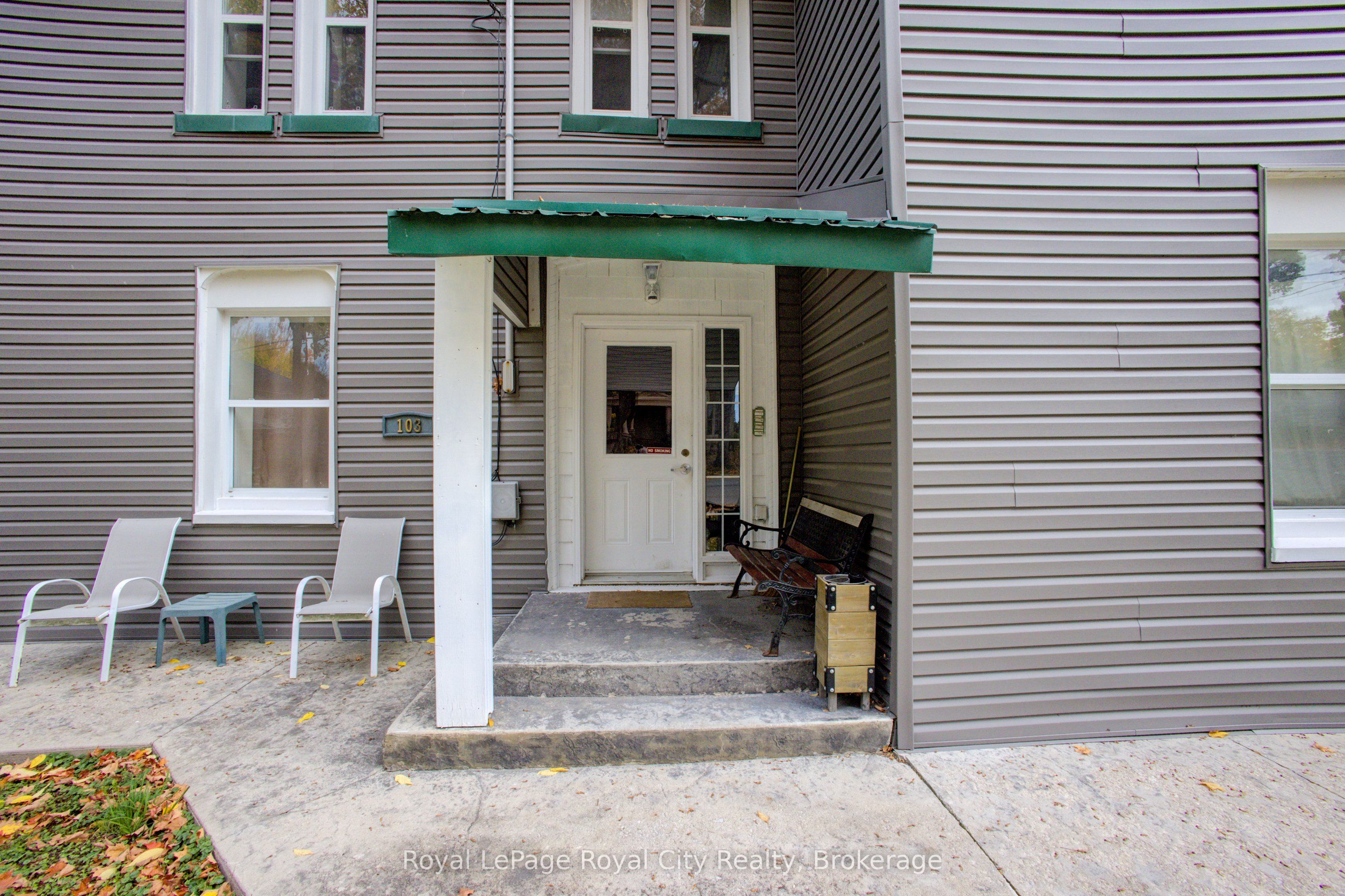 103 Patrick Street E Property Photo 4
