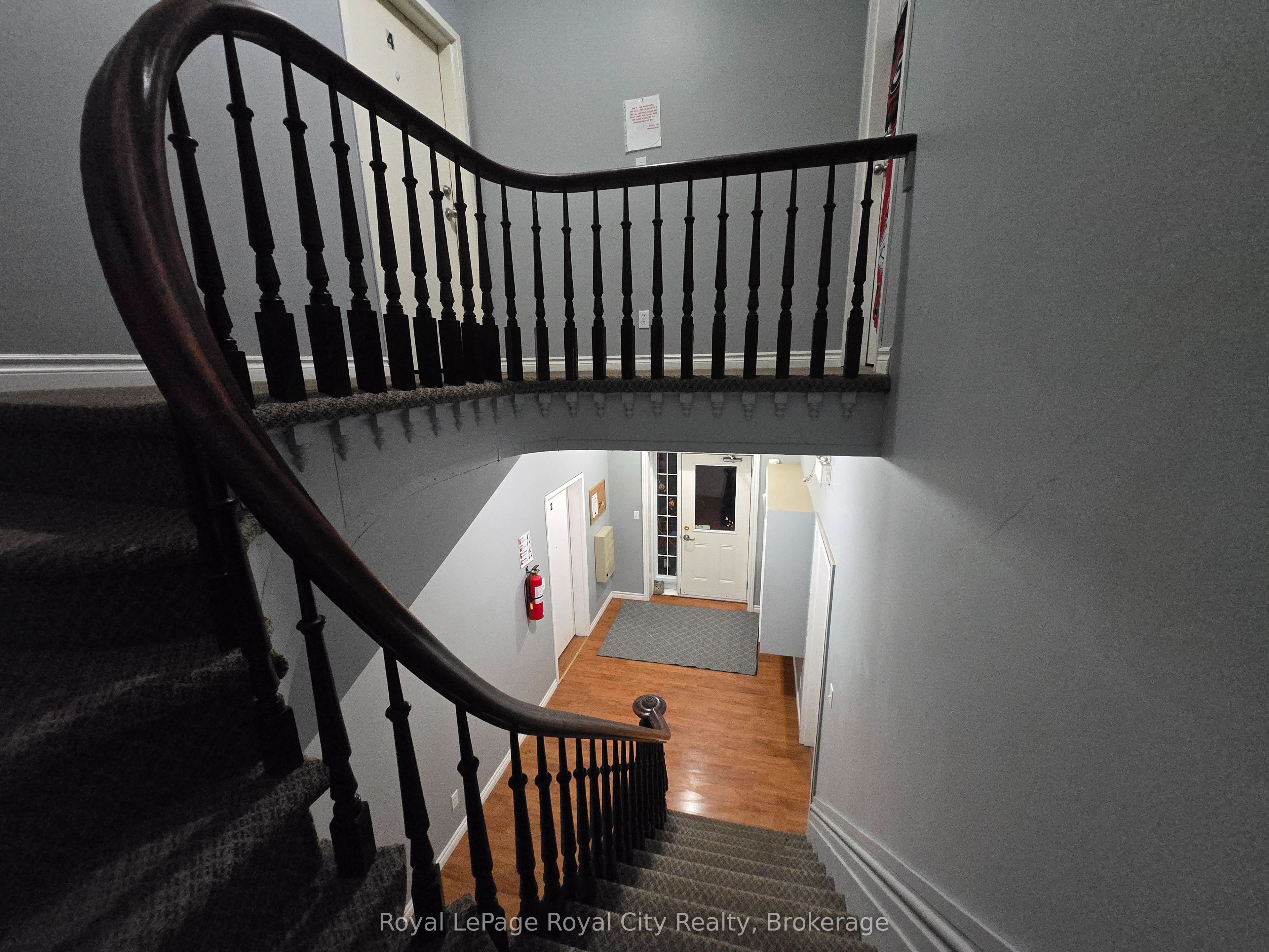 103 Patrick Street E Property Photo 23