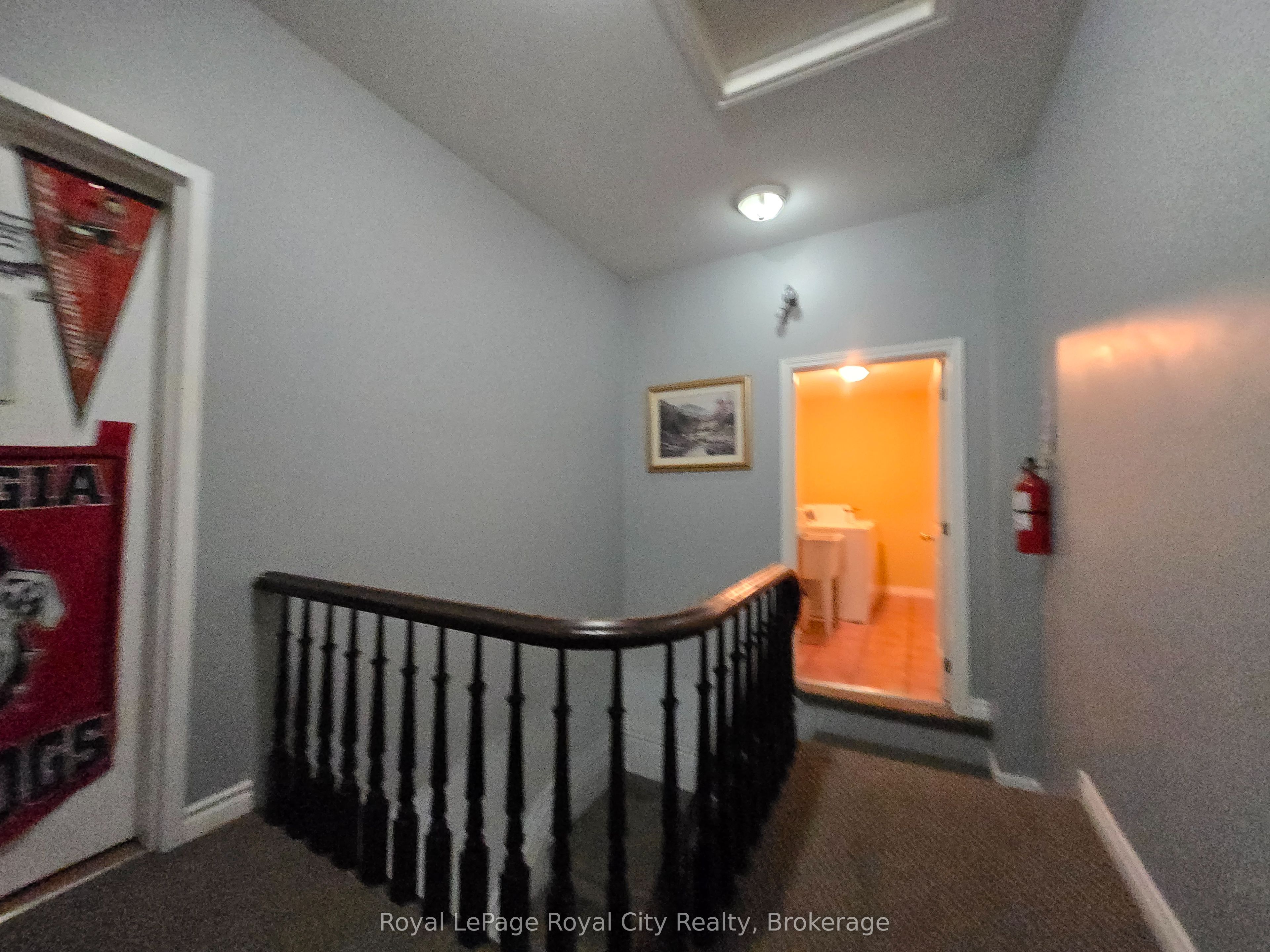 103 Patrick Street E Property Photo 24