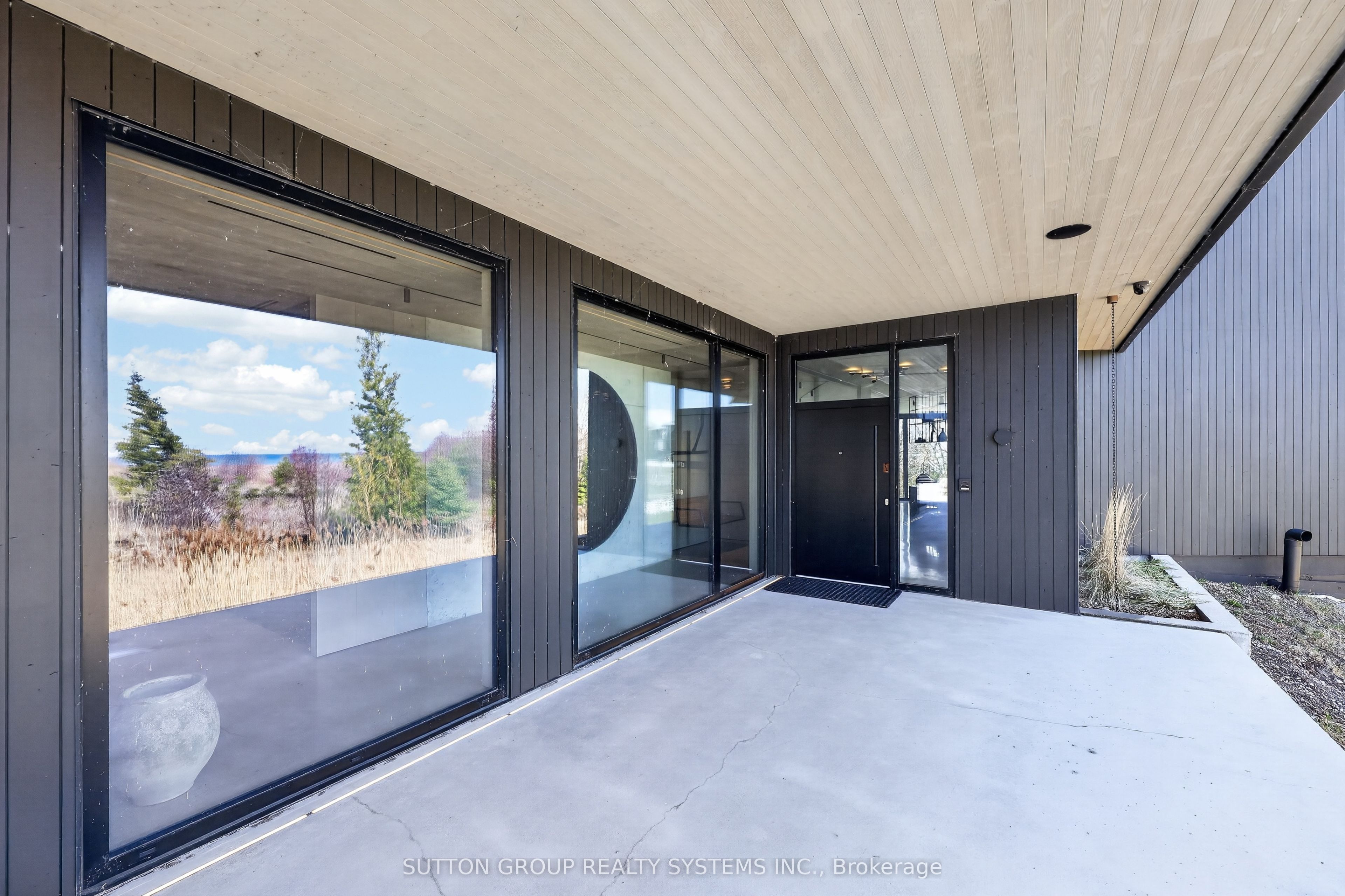120 Sebastian Street Property Photo 9