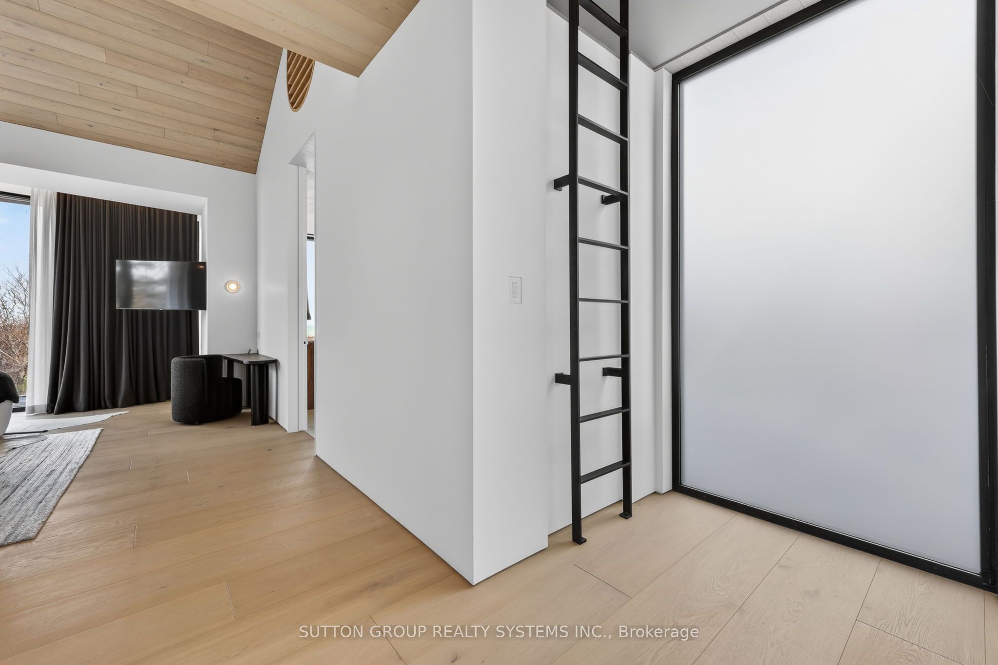 120 Sebastian Street Property Photo 39