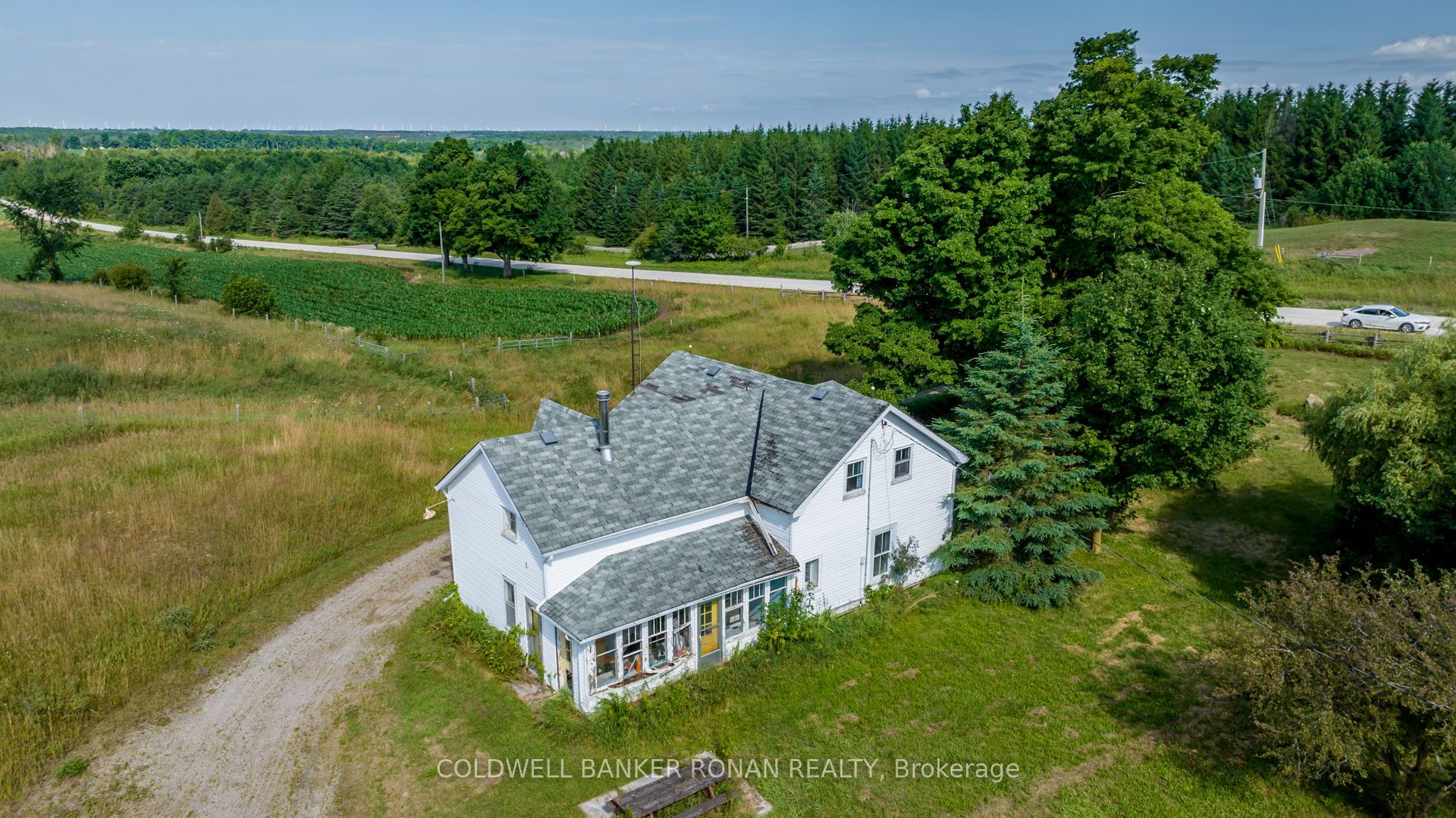 486356 30 Side Road Property Photo 10