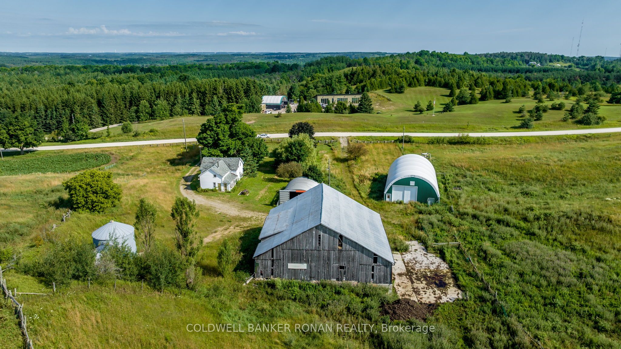 486356 30 Side Road Property Photo 16
