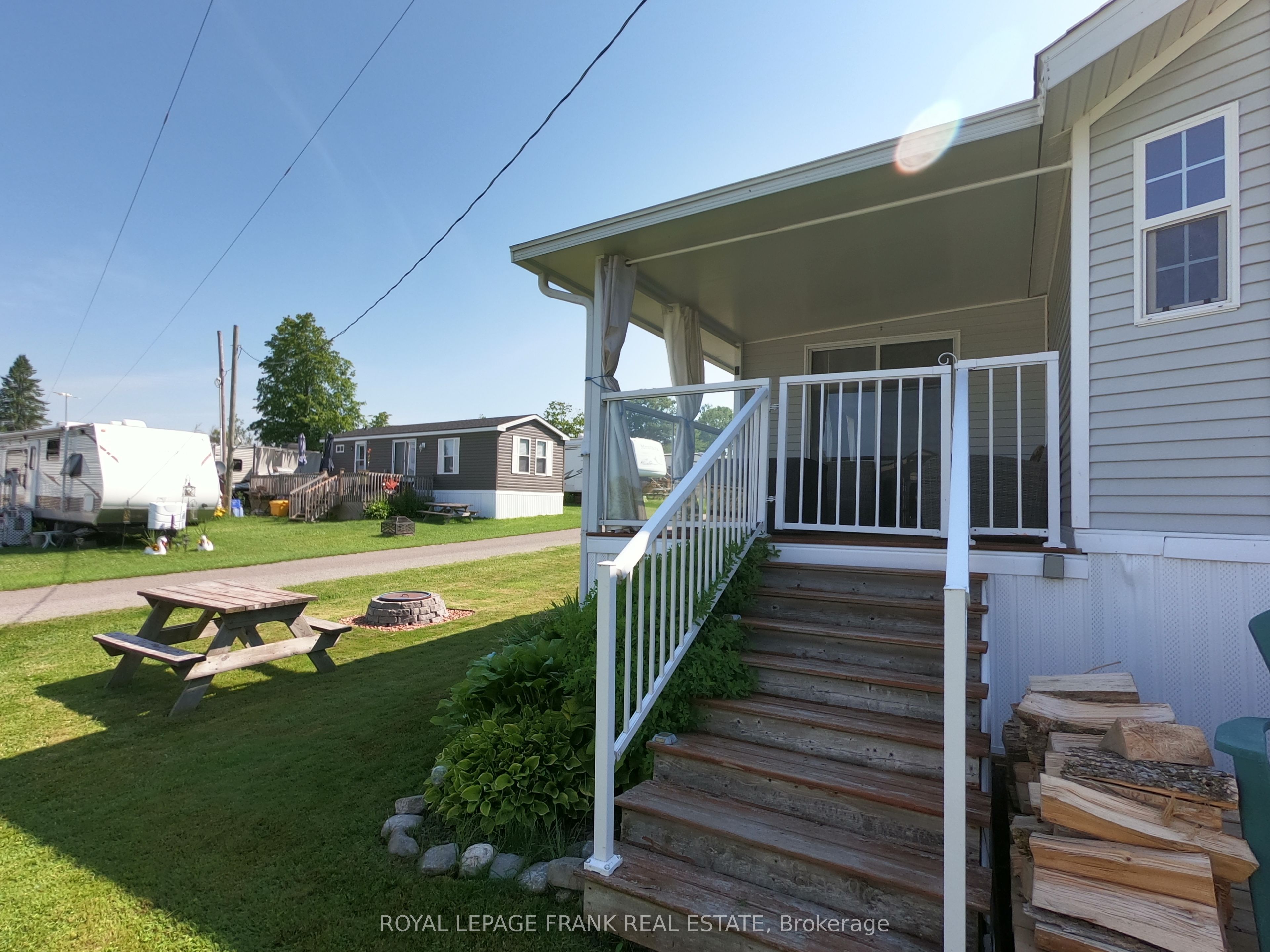 14 Pioneer Drive Property Photo 4
