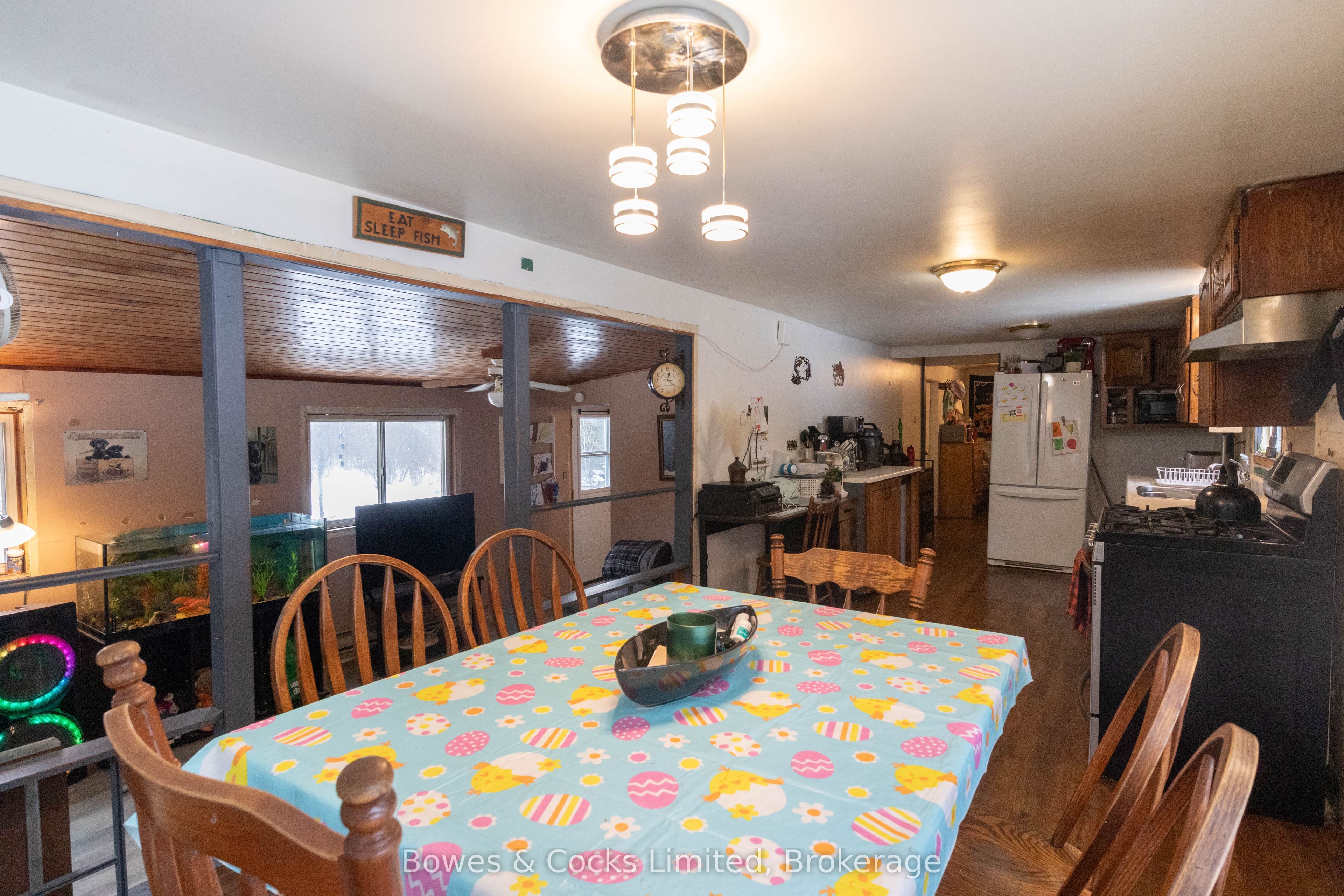 1046 Detlor Road Property Photo 20