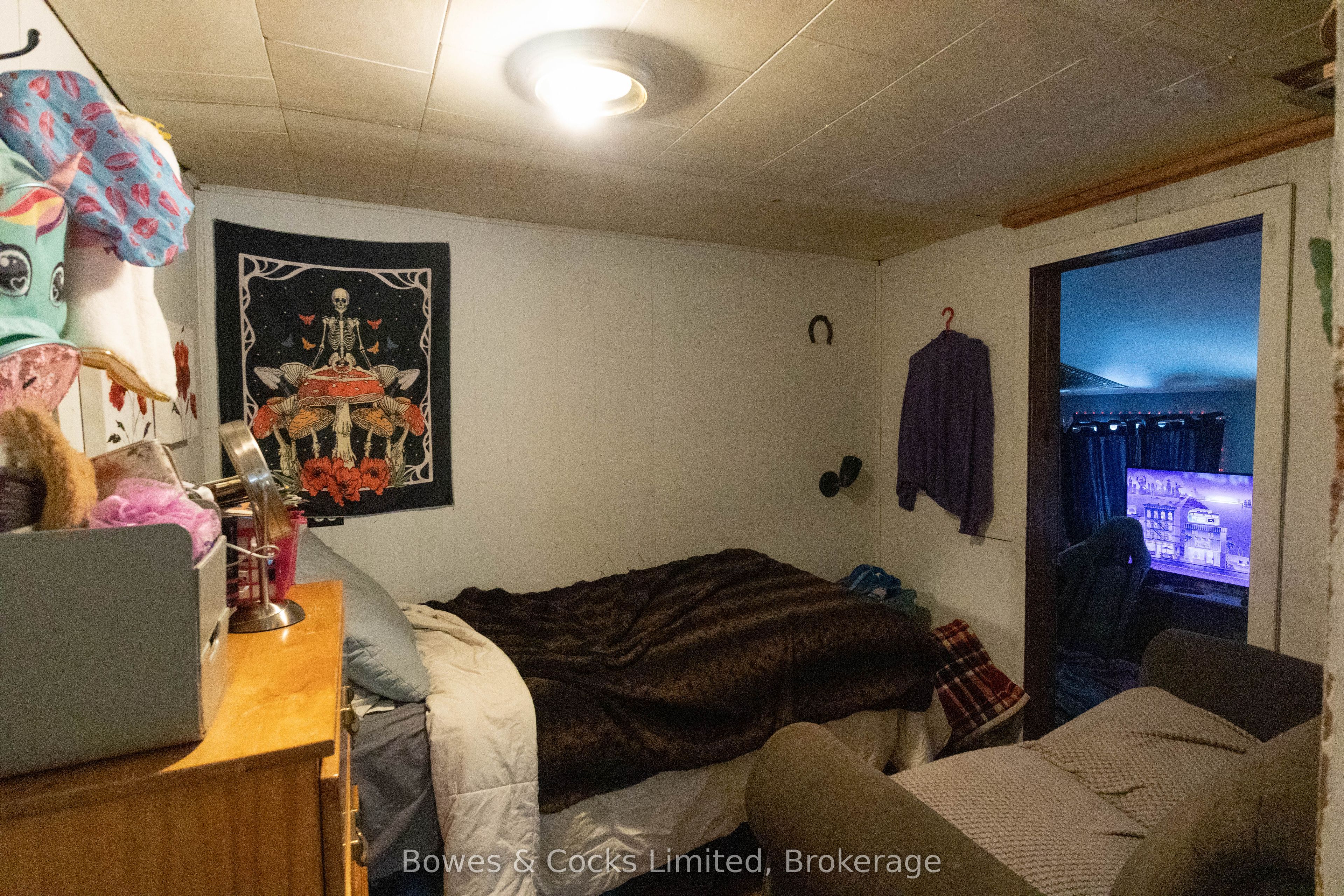 1046 Detlor Road Property Photo 28