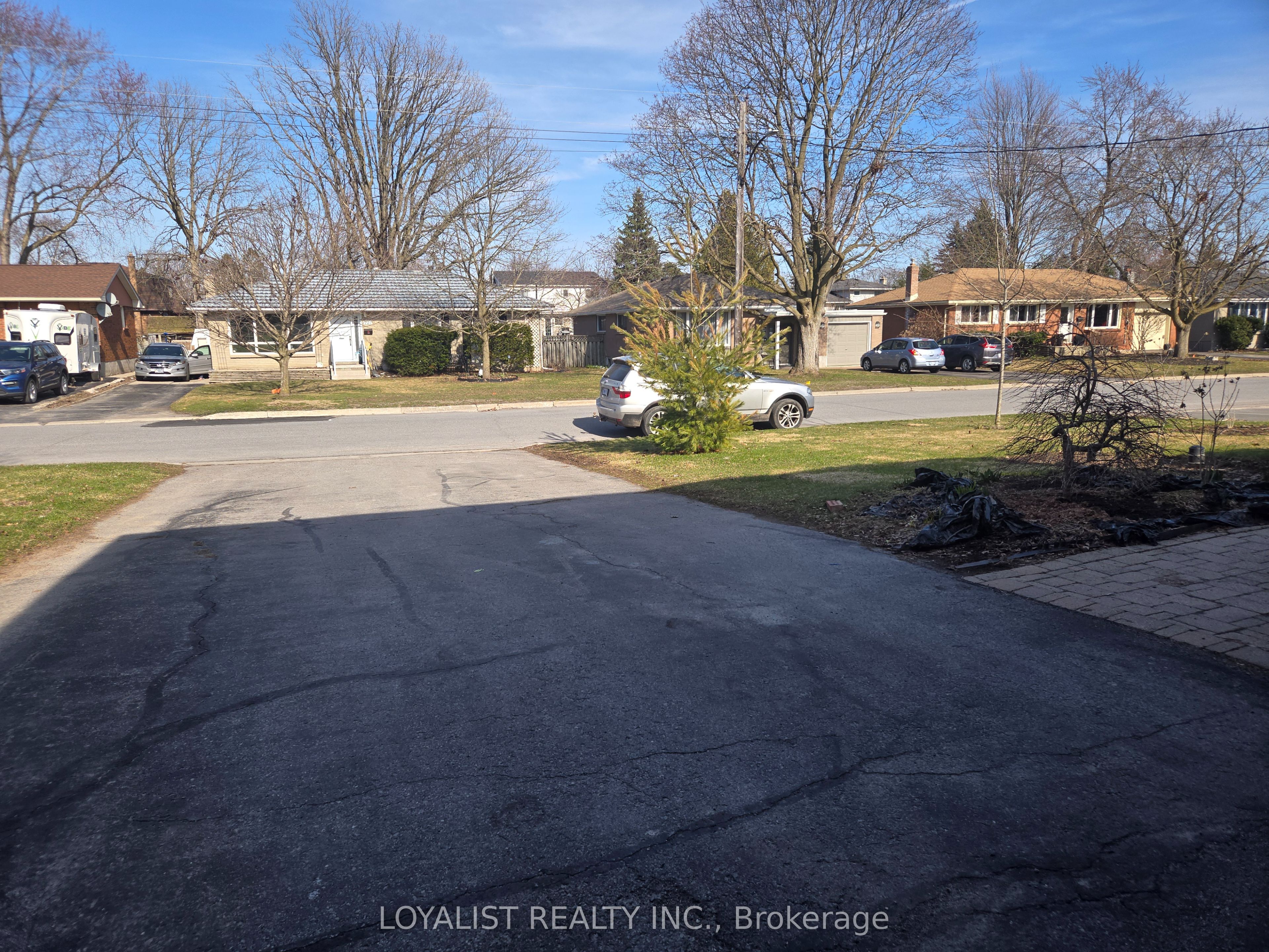 220 Parrott Drive Property Photo 2