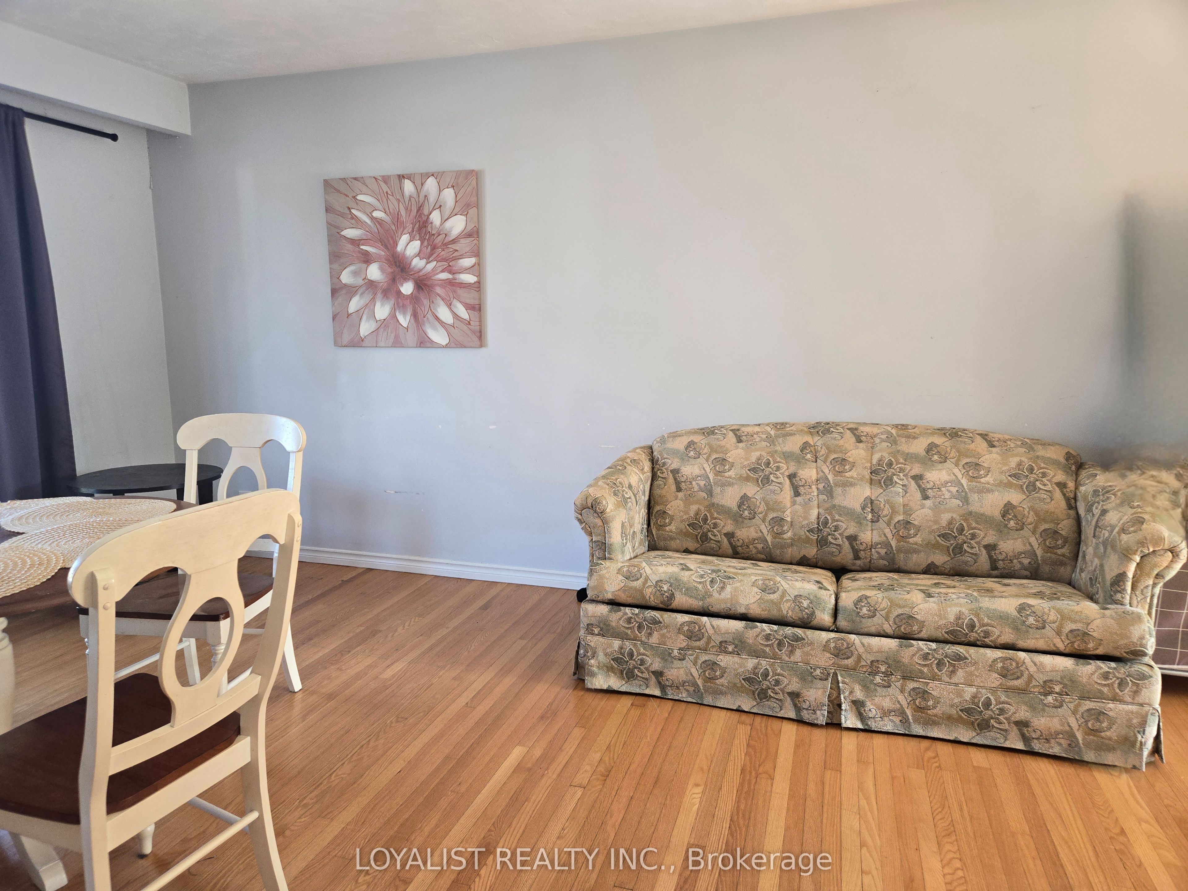 220 Parrott Drive Property Photo 3