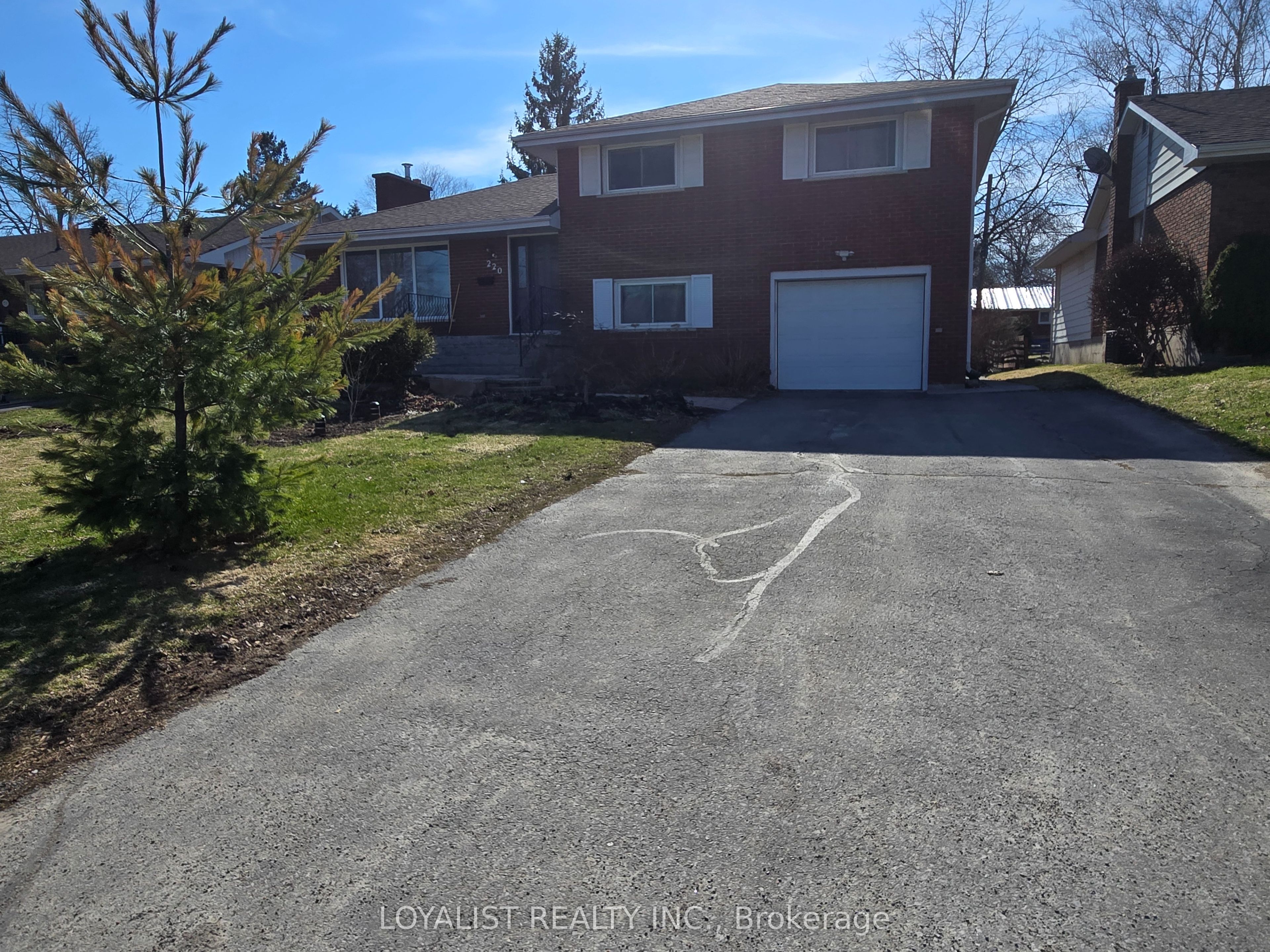 220 Parrott Drive Property Photo 14