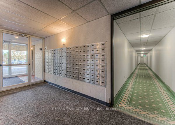 225 Harvard Place N 509 Property Photo 18