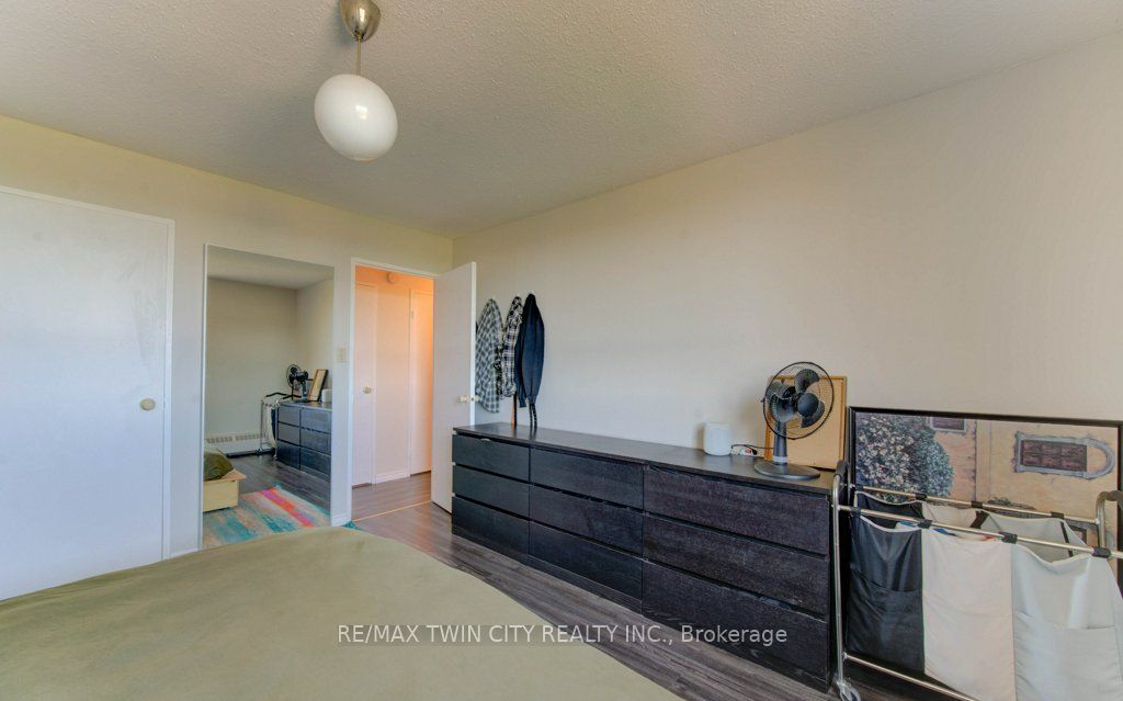 225 Harvard Place N 509 Property Photo 29