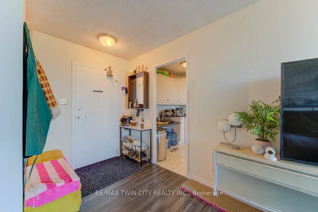 225 Harvard Place N 509 Property Photo 34