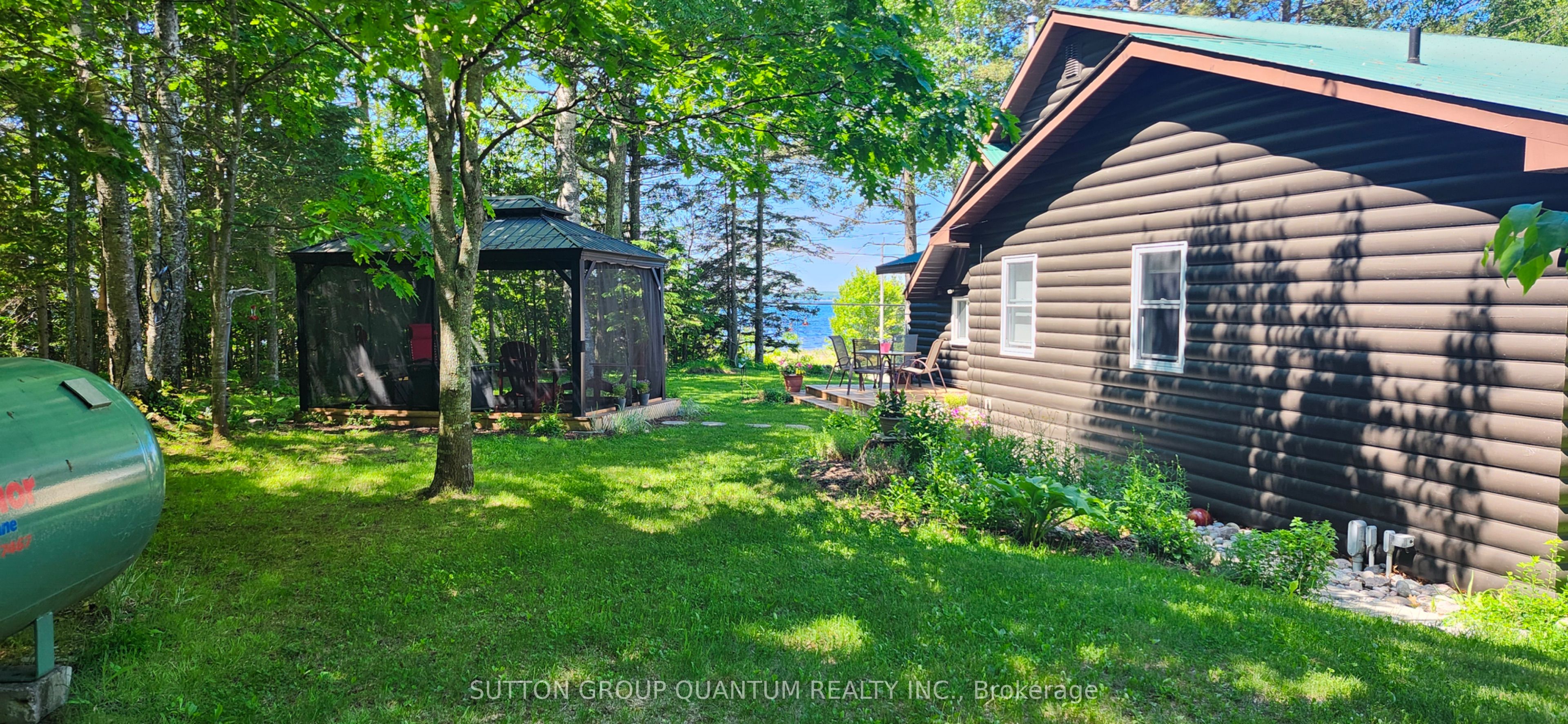 10366 Highway 17 N Property Photo 5