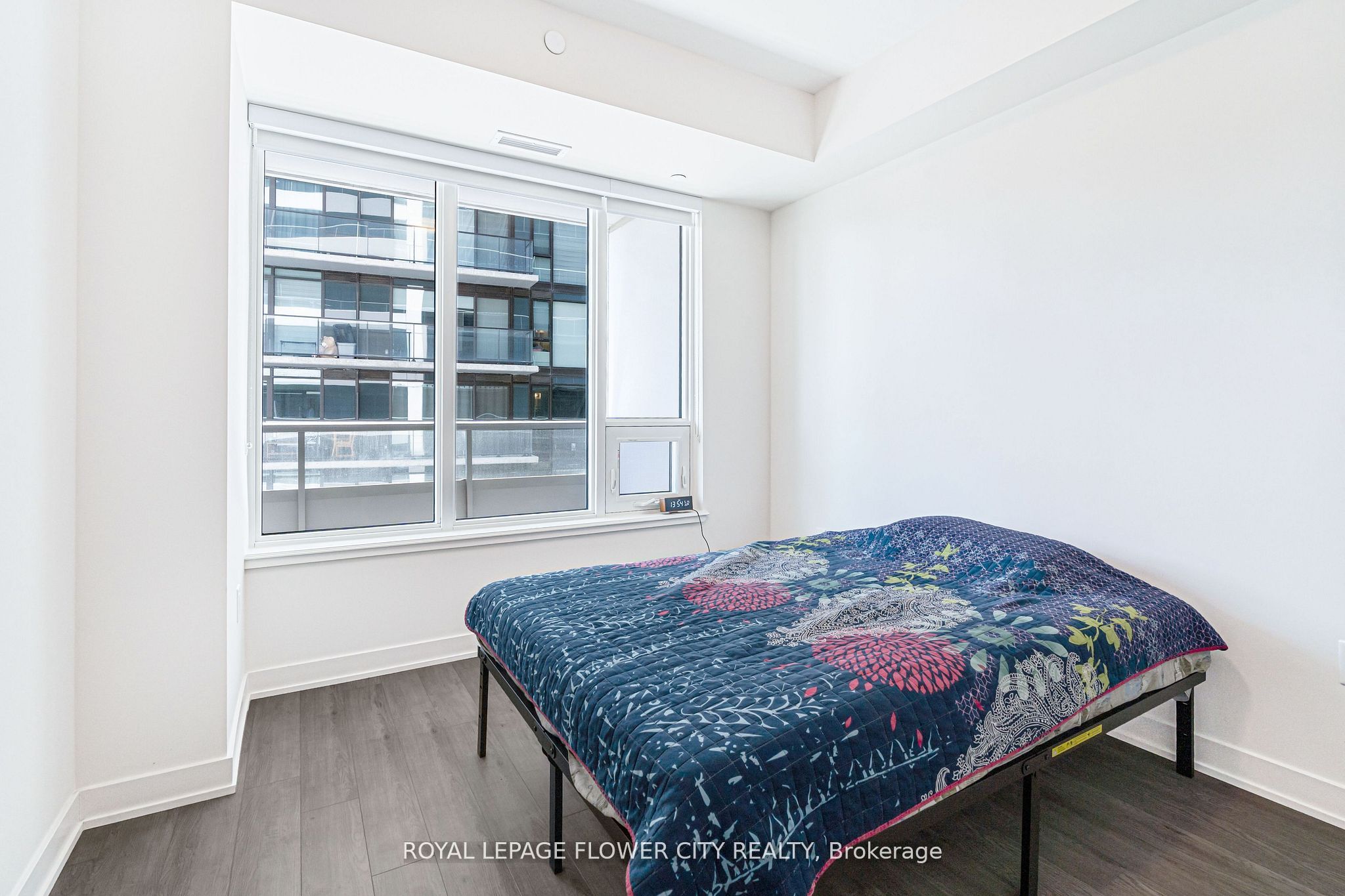 212 King William Street S 907 Property Photo 24