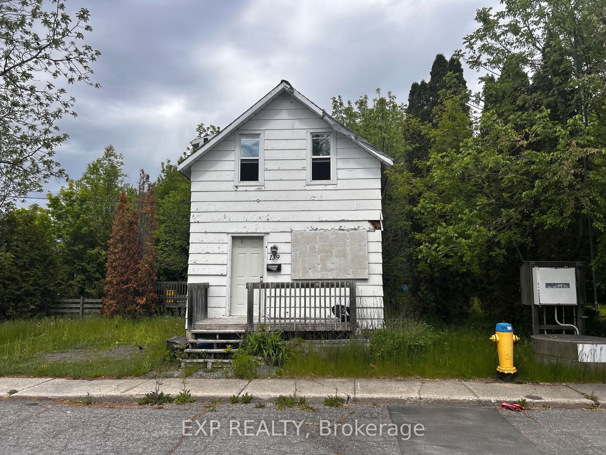139 CHARLES Street