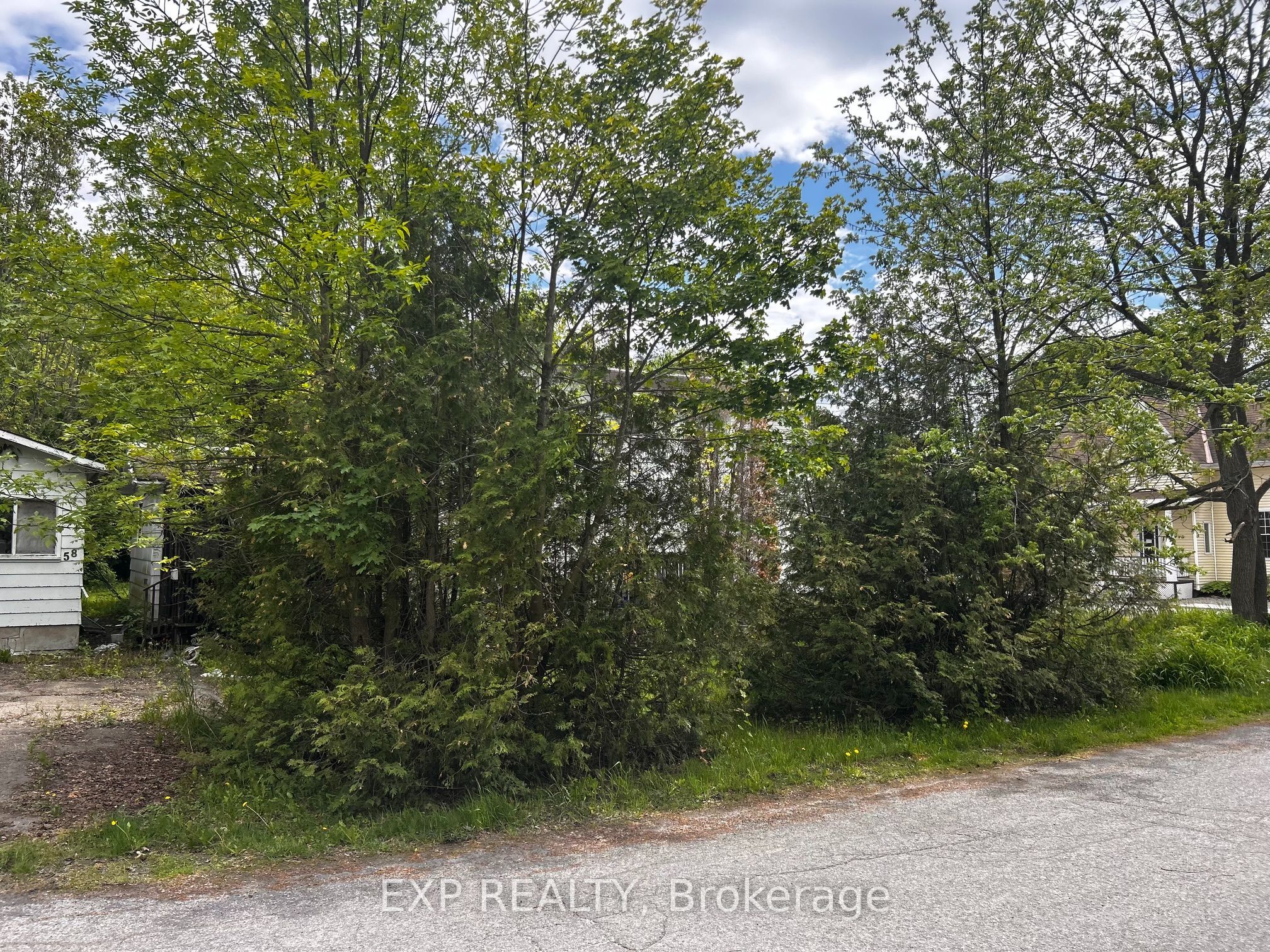 139 Charles Street Property Photo 3