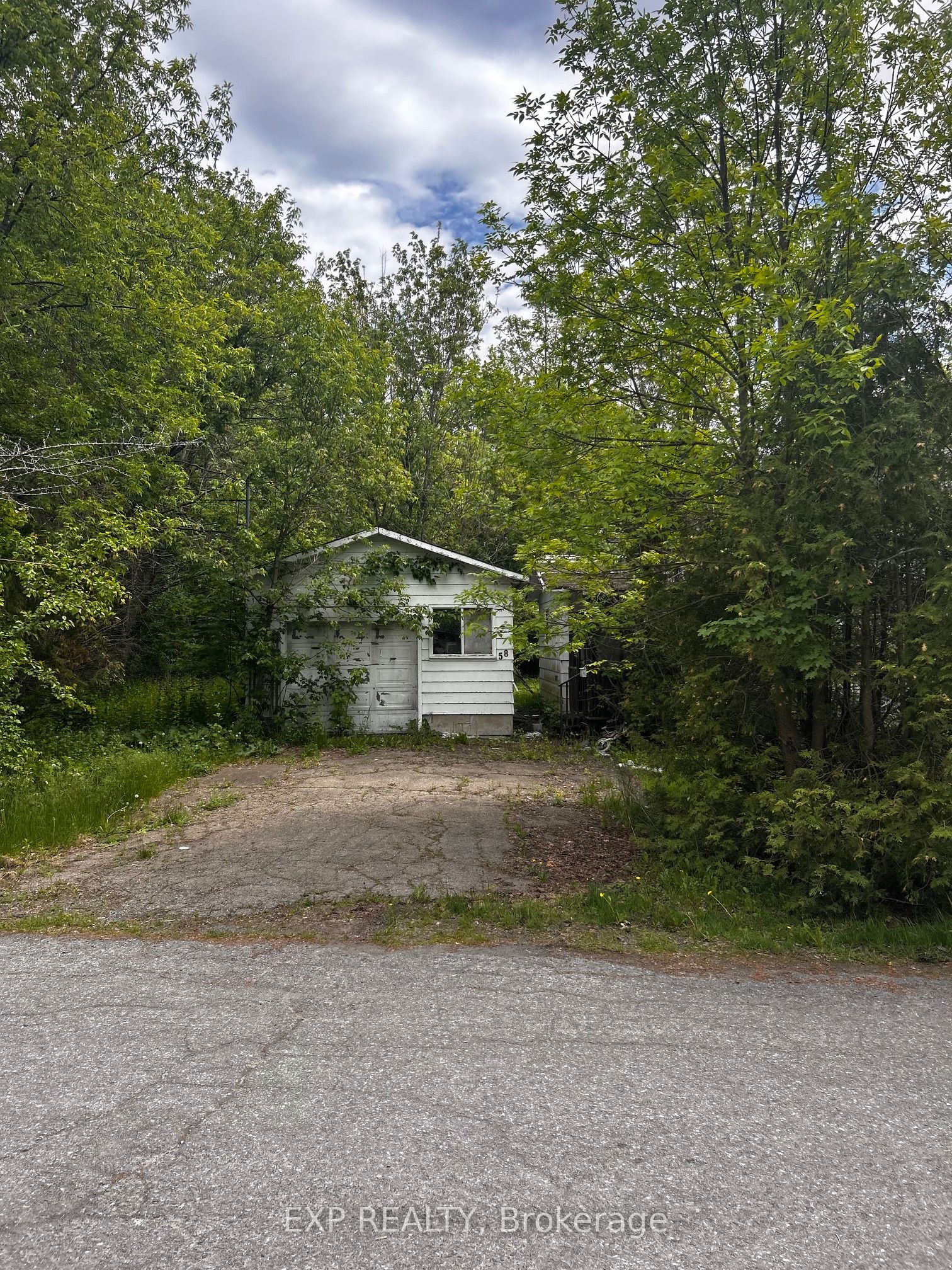 139 Charles Street Property Photo 4