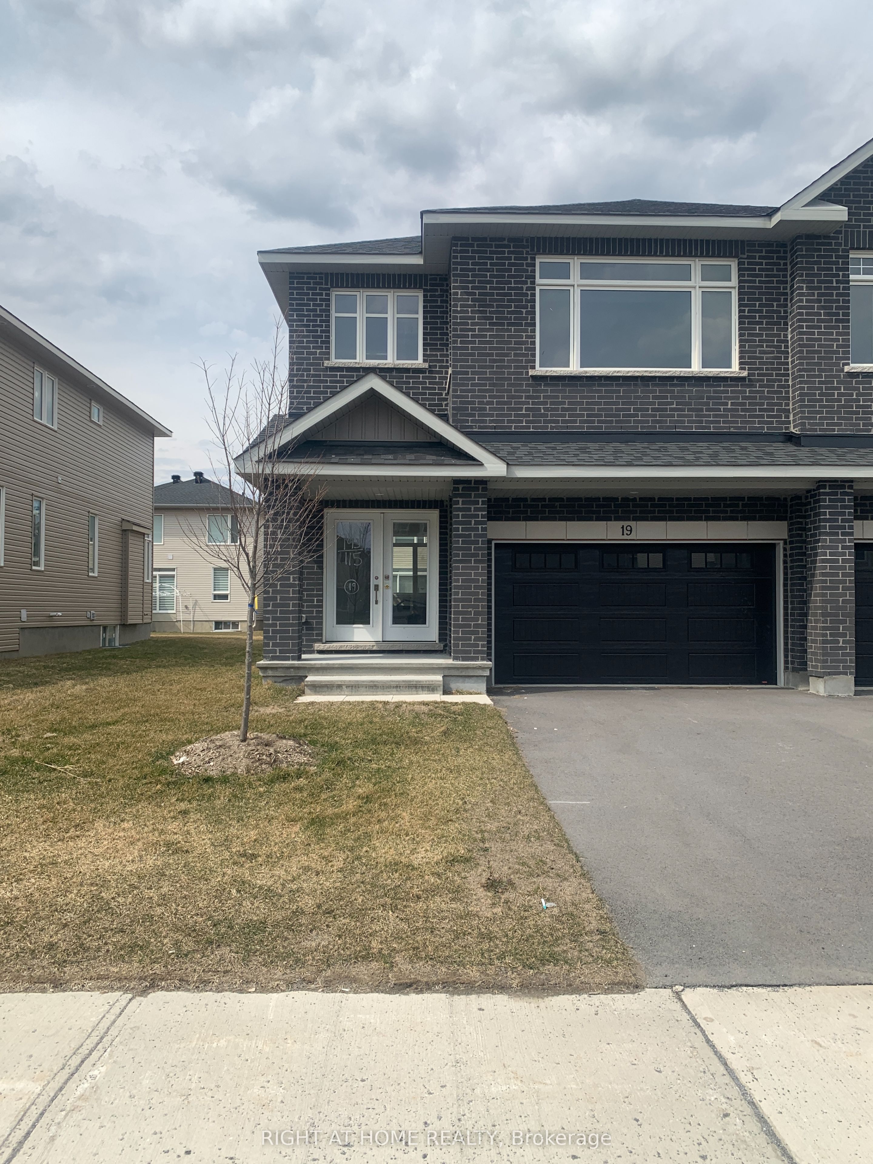 19 Wylie Way Property Photo 1