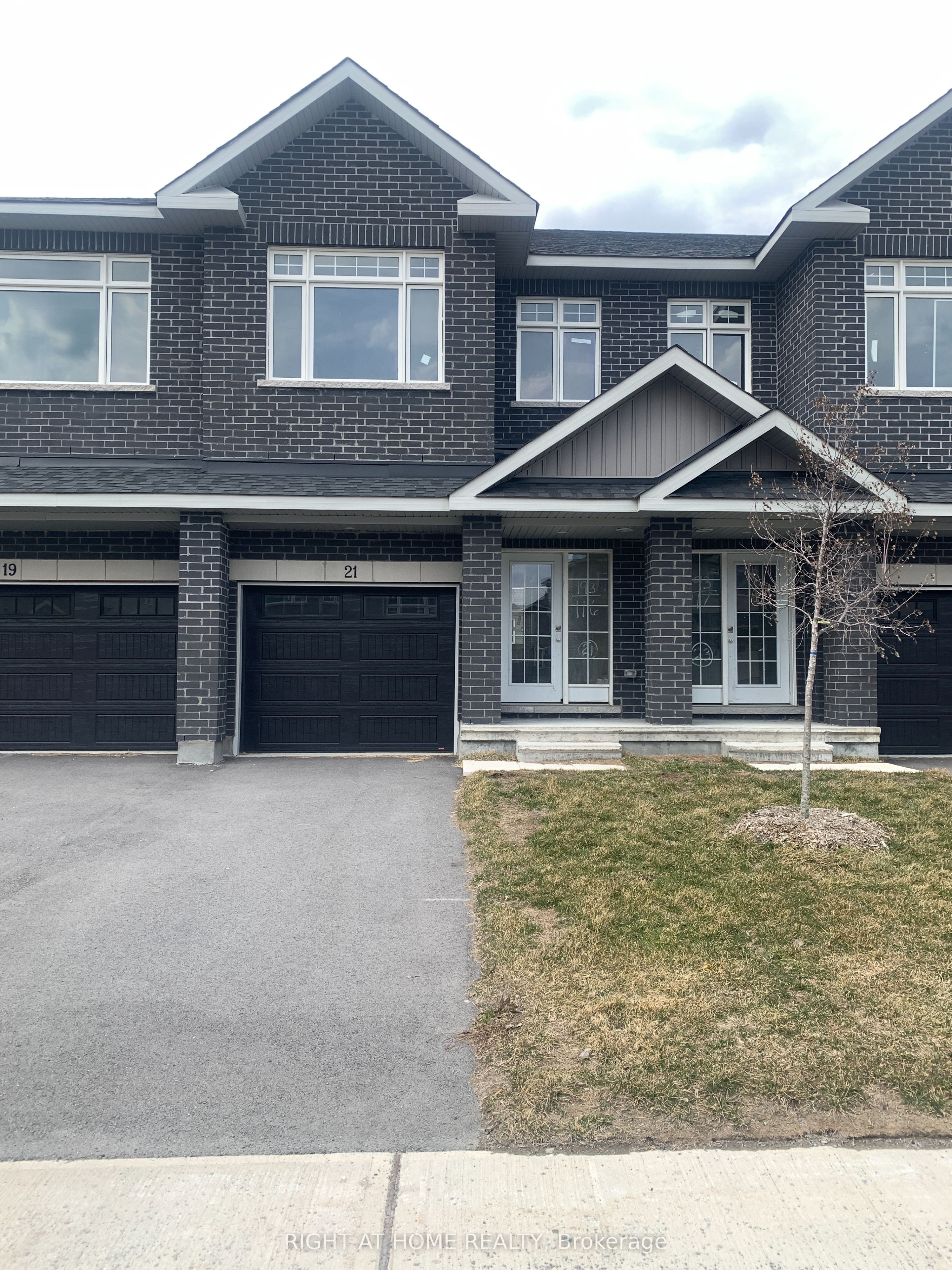 21 Wylie Way Property Photo 1