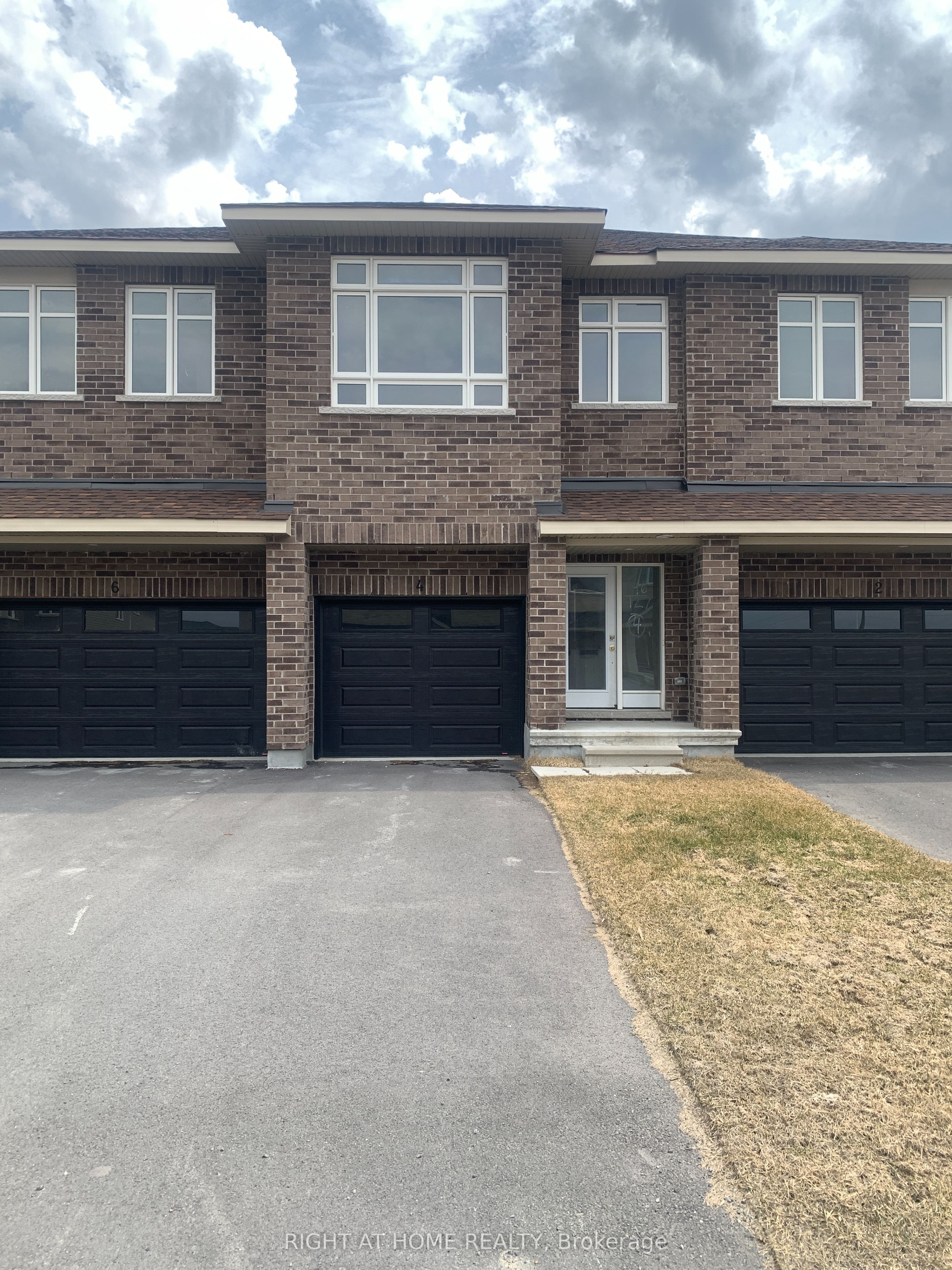 4 Wylie Way Property Photo 1