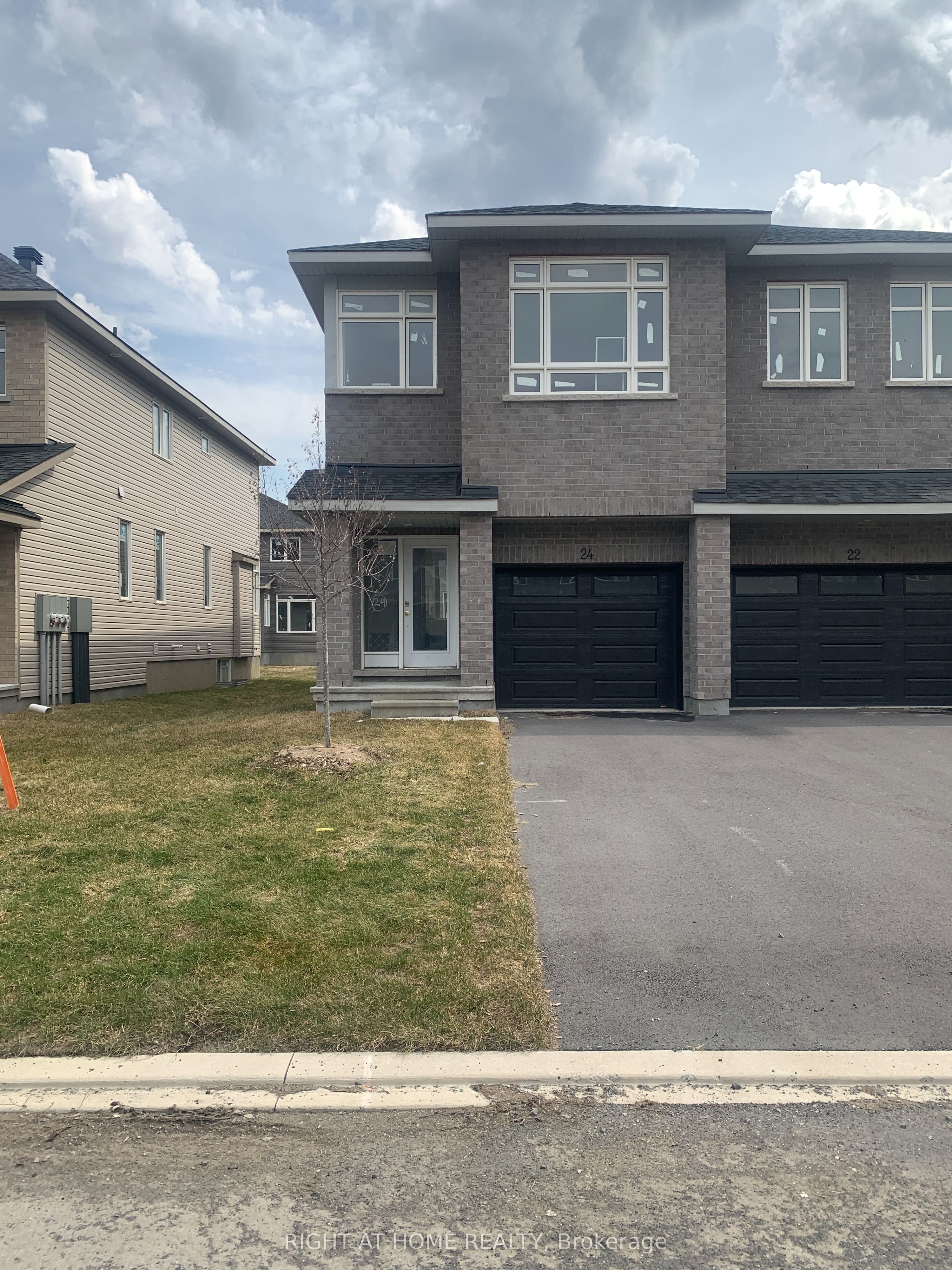 24 Wylie Way Property Photo 1