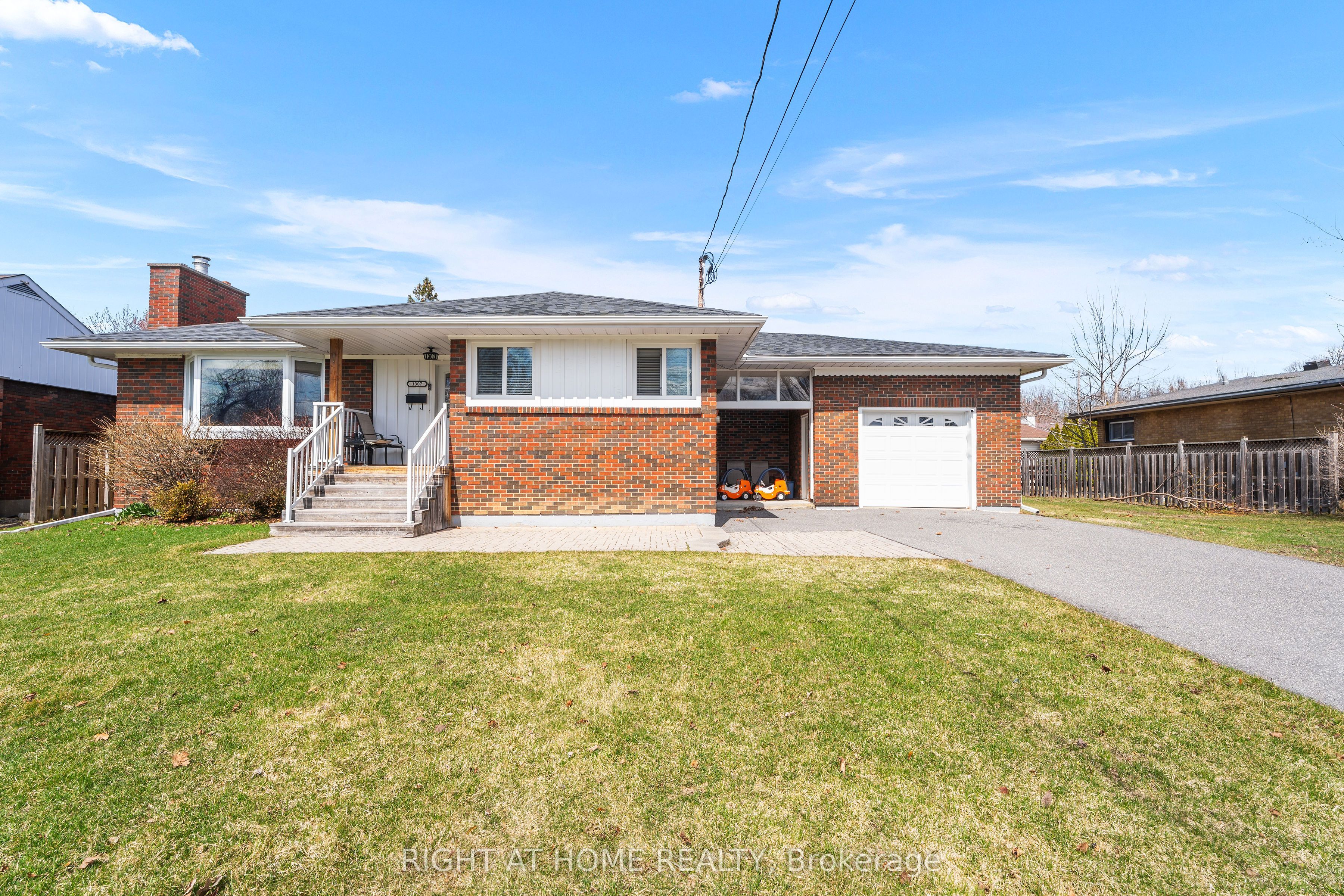 1307 Princess Street Property Photo 2